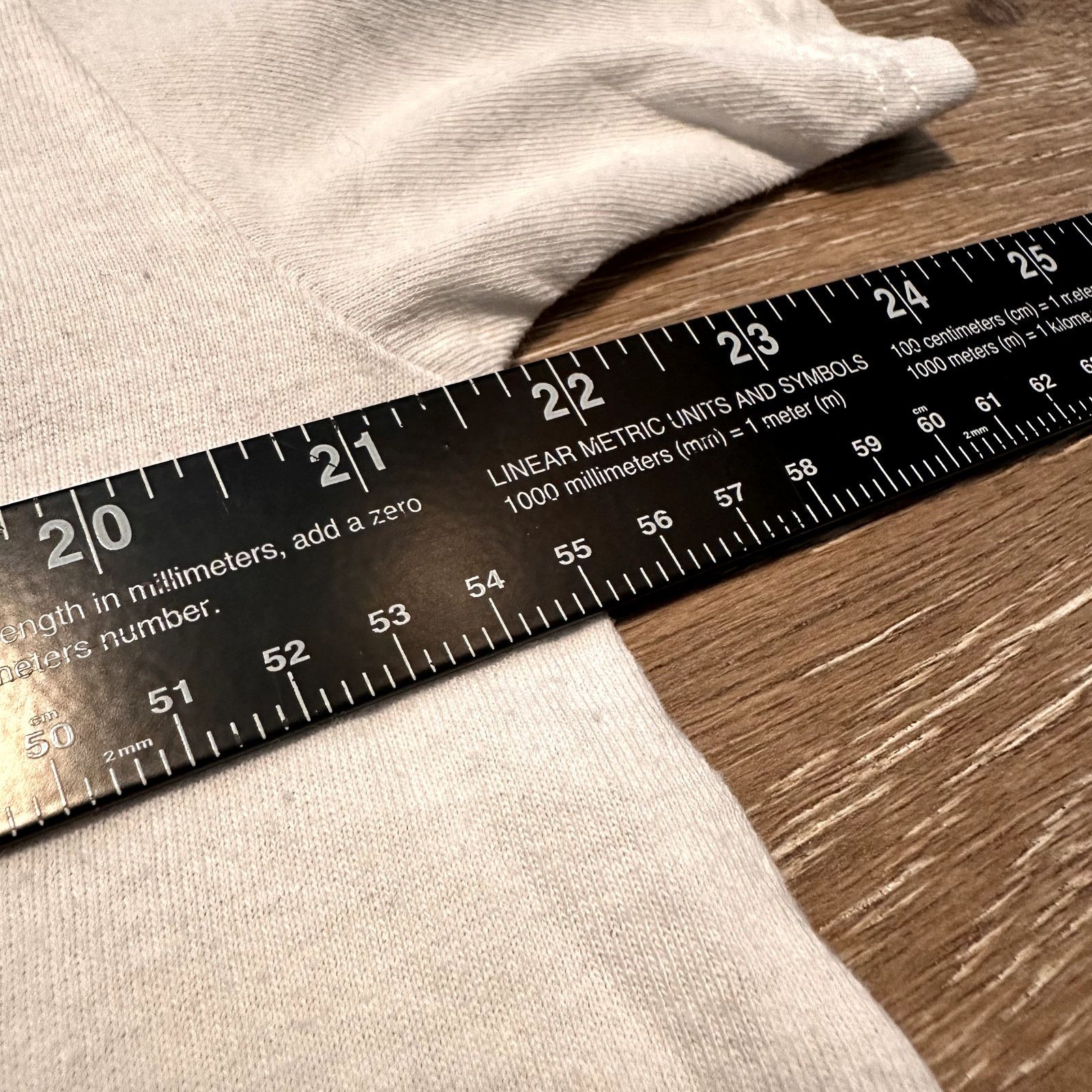 & Other Stories Matchbox Twenty White T-Shirt Measured Medium *TAGLESS* Size US M / EU 48-50 / 2 - 3 Thumbnail