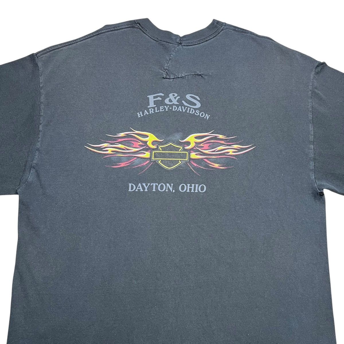 Harley Davidson Vintage 2003 Harley Davidson Flame Long Sleeve Pocket TShirt Size US XL / EU 56 / 4 - 9 Thumbnail