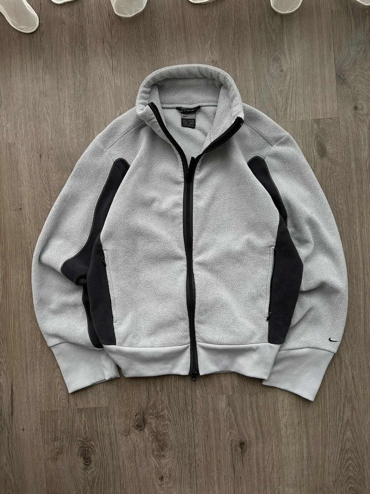 Nike × Nike ACG × Vintage Vintage Nike Full Zip Grey Big Logo Fleece Jacket Size US M / EU 48-50 / 2 - 4 Thumbnail