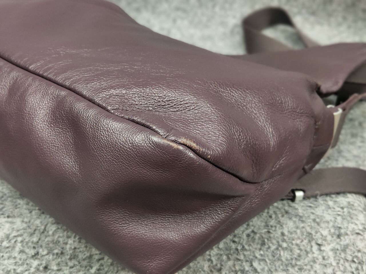 Mandarina Duck Mandarin Duck Design Dark purple leather Crossbody Bag Size ONE SIZE - 13 Thumbnail