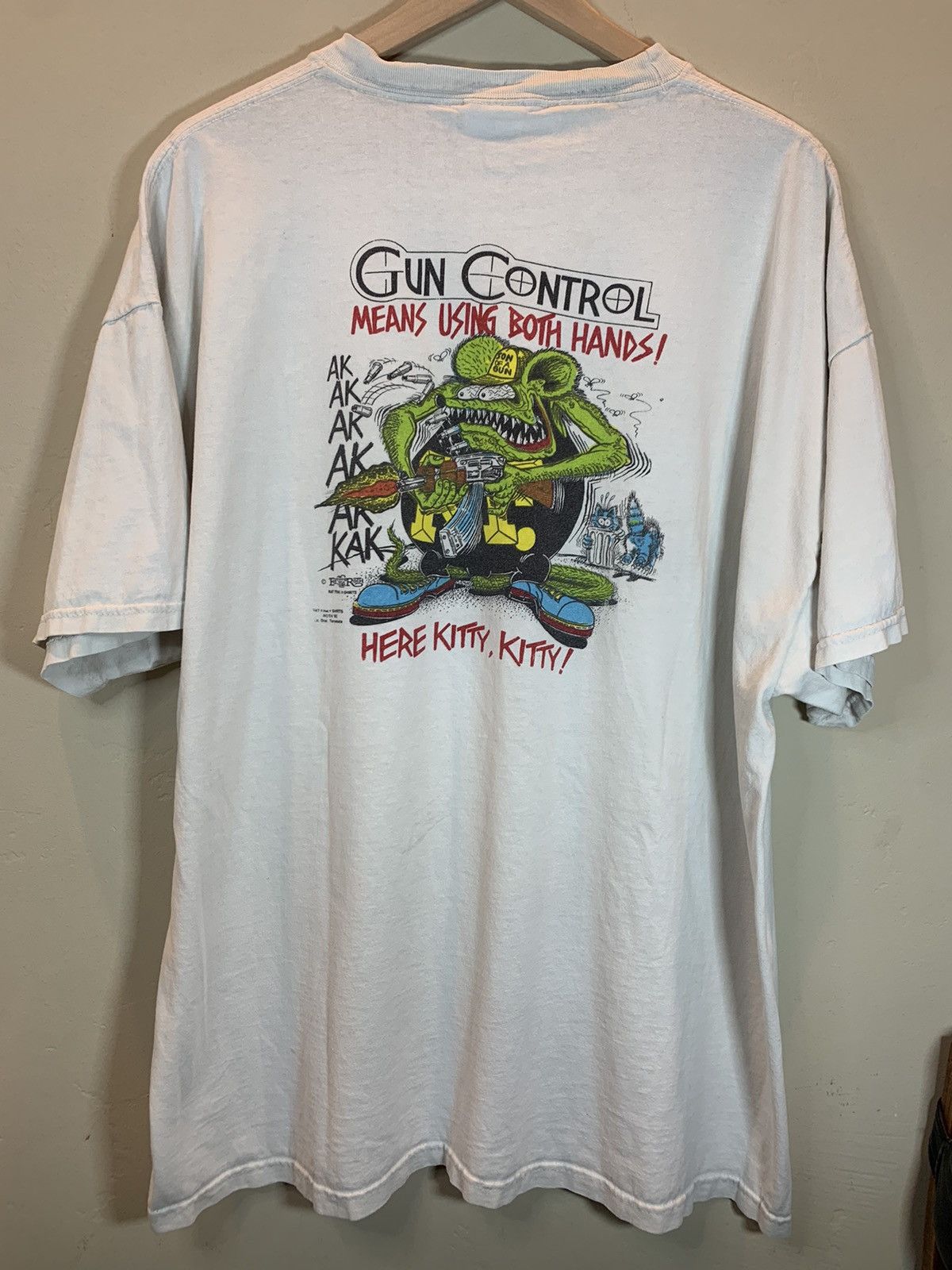 Vintage *RARE* Vintage 1992 Rat Fink Ed Roth Gun Control Art T-Shirt Size US XXL / EU 58 / 5 - 1 Thumbnail