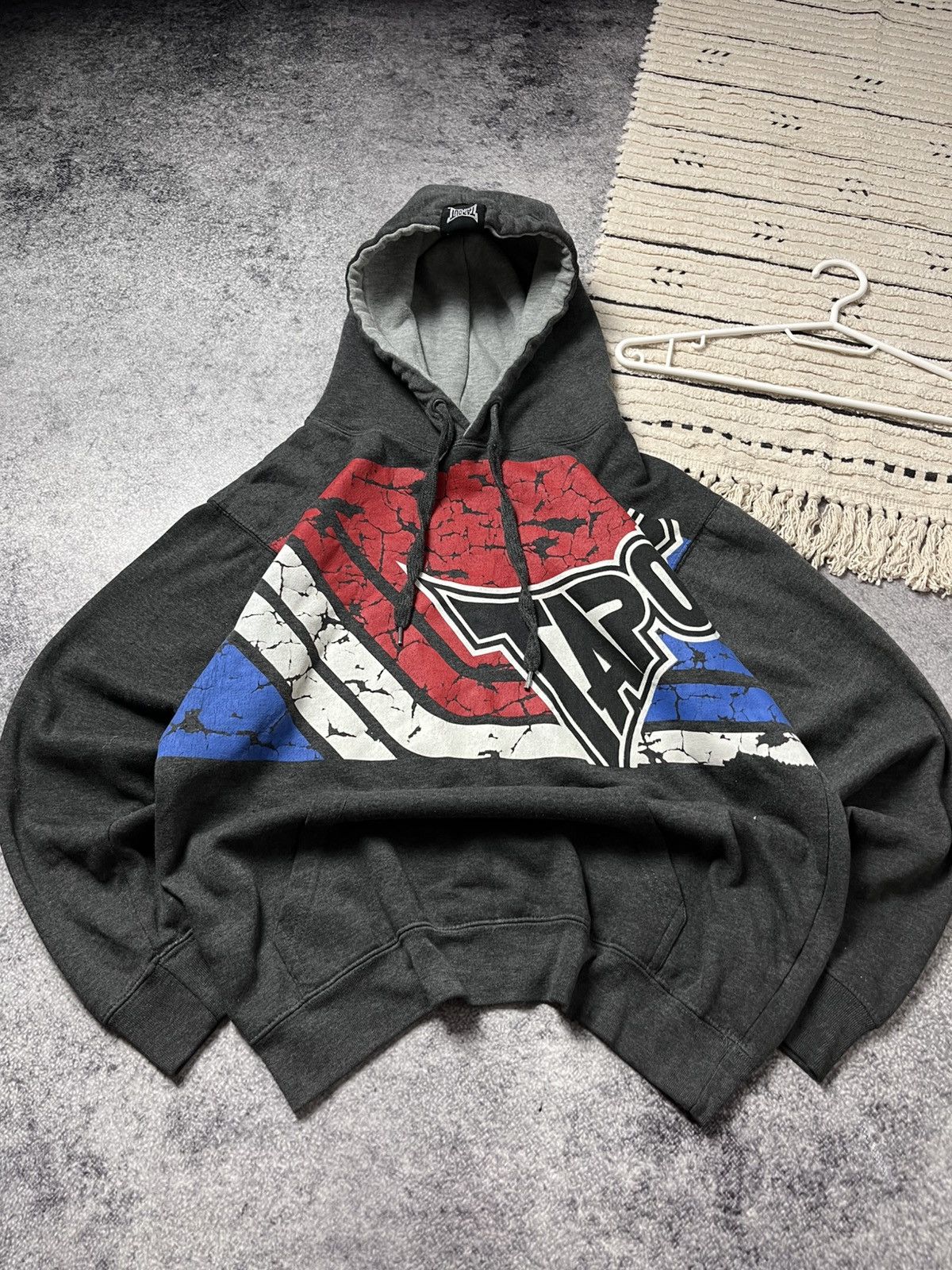 Tapout 🔥00'S TAPOUT Y2K BOXY GRUNGE USA MMA HOODIE UFC SK8 Size US M / EU 48-50 / 2 - 3 Thumbnail