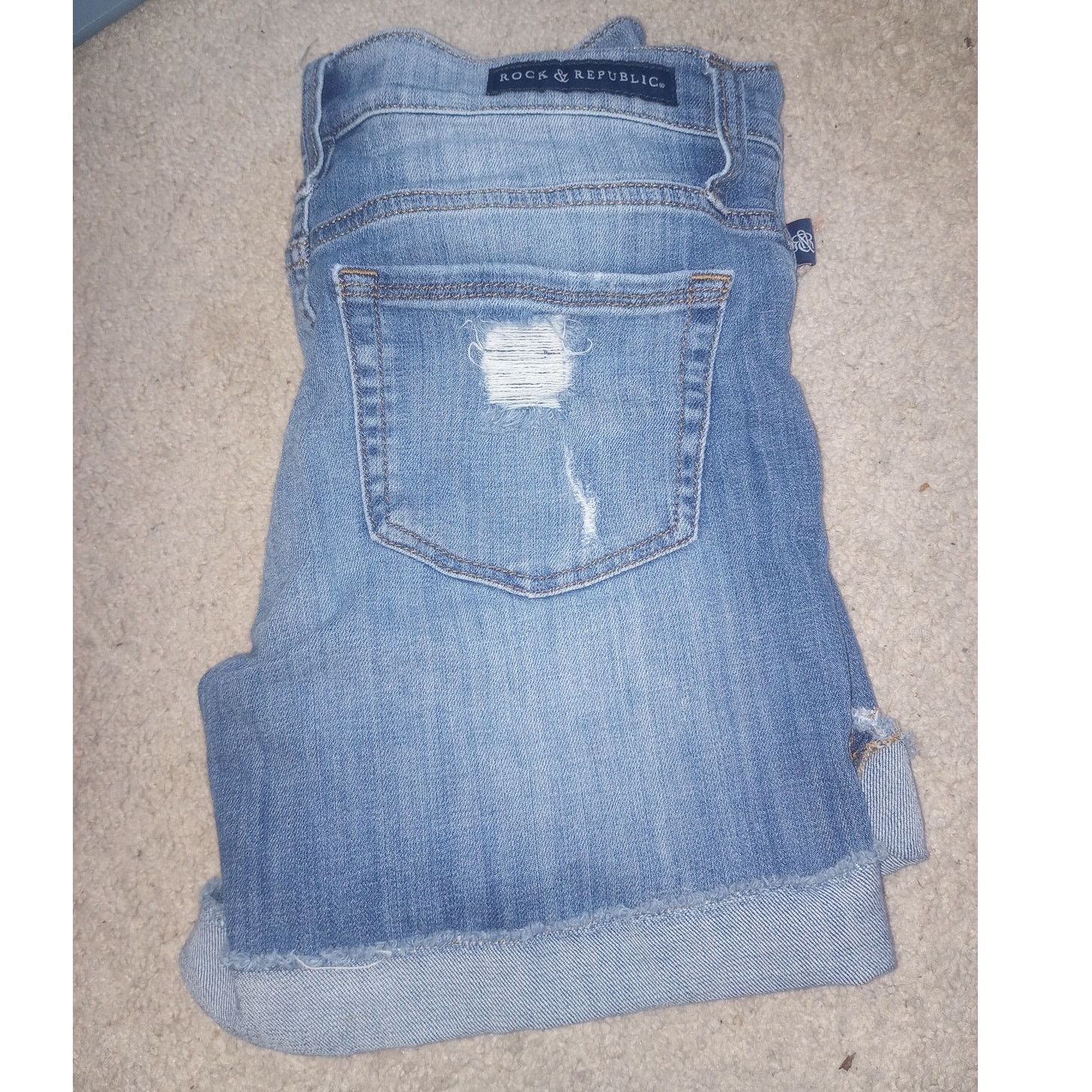 Rock & Republic Women's Rock and Republic Denim Shorts 4 Bumpershoot Cuffed Size 27" / US 4 / IT 40 - 2 Thumbnail