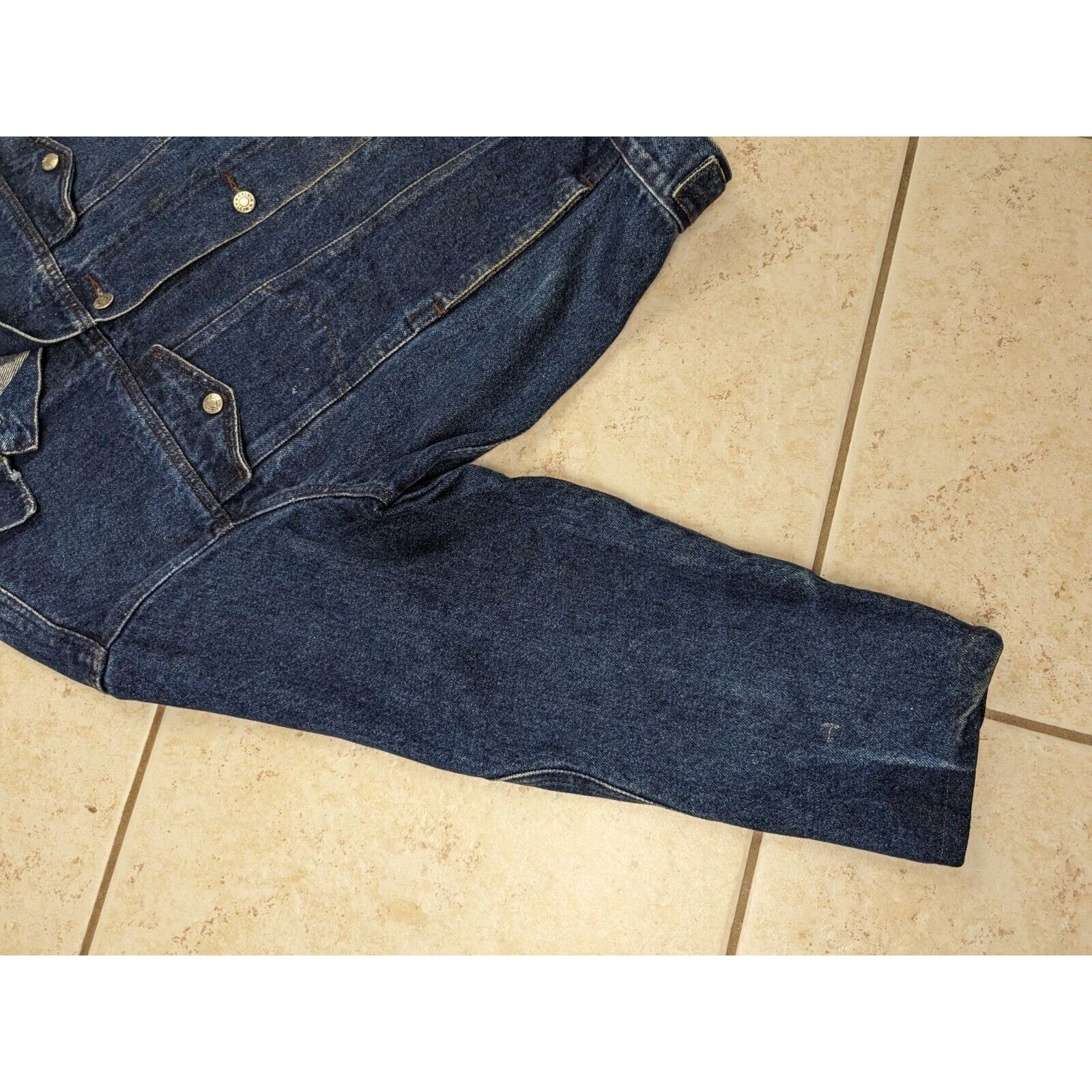 Calvin Klein Vtg Calvin Klein Men's L Denim Jeans Trucker Coat Jacket Size US L / EU 52-54 / 3 - 3 Thumbnail