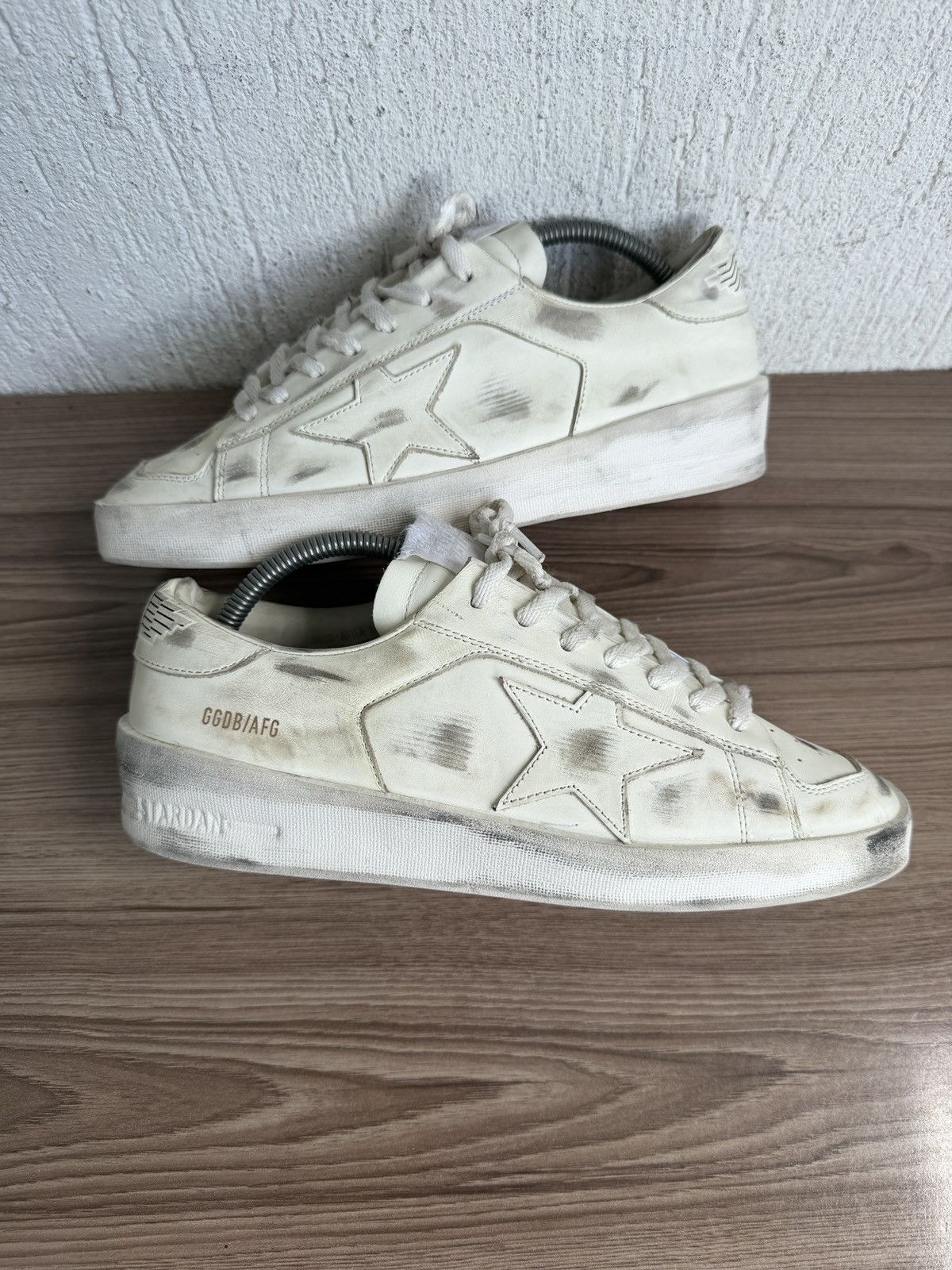 Golden Goose Limited edition distress stardan trainer Size US 6.5 / EU 39-40 - 12 Thumbnail