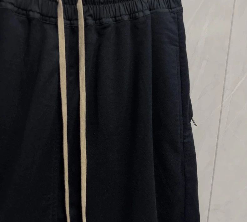 Rick Owens Rick owens High-end cashmere classic casual shorts 2506-Nex Size US 38 / EU 54 - 2 Thumbnail
