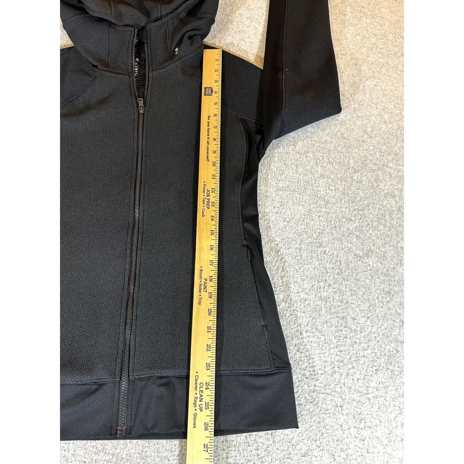 Under Armour Under Armour Jacket Womens Large Black Hooded Zip Infrared Running Gym Workout - Womens Large Jacket Black Hooded Full Zip Pockets Stretch Size L / US 10 / IT 46 - 5 Thumbnail