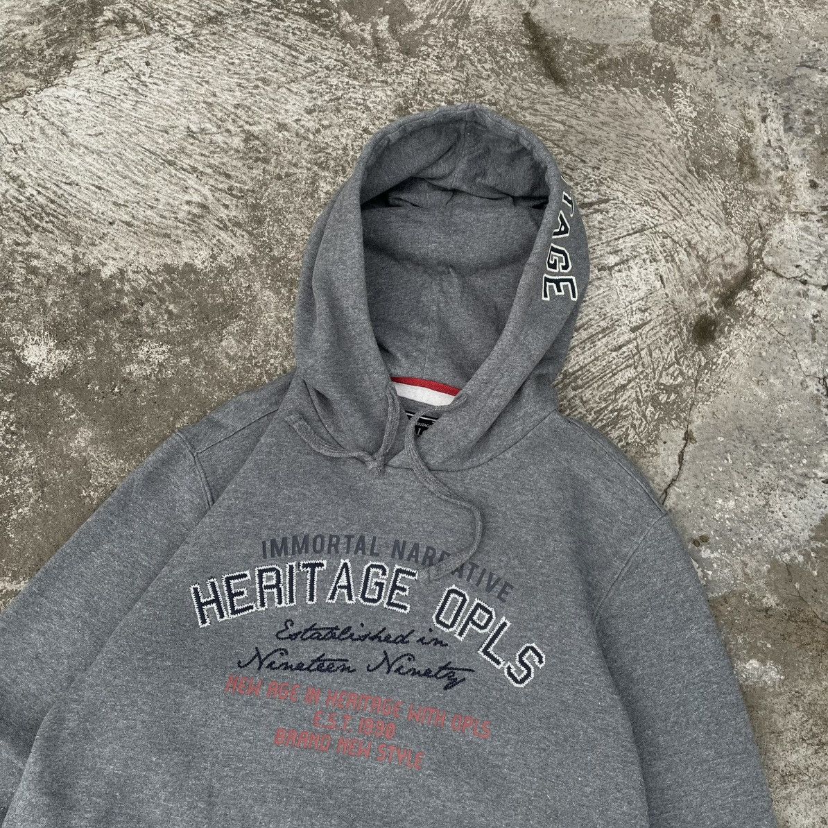 Vintage Hoodie omphalos grey Size US M / EU 48-50 / 2 - 3 Thumbnail