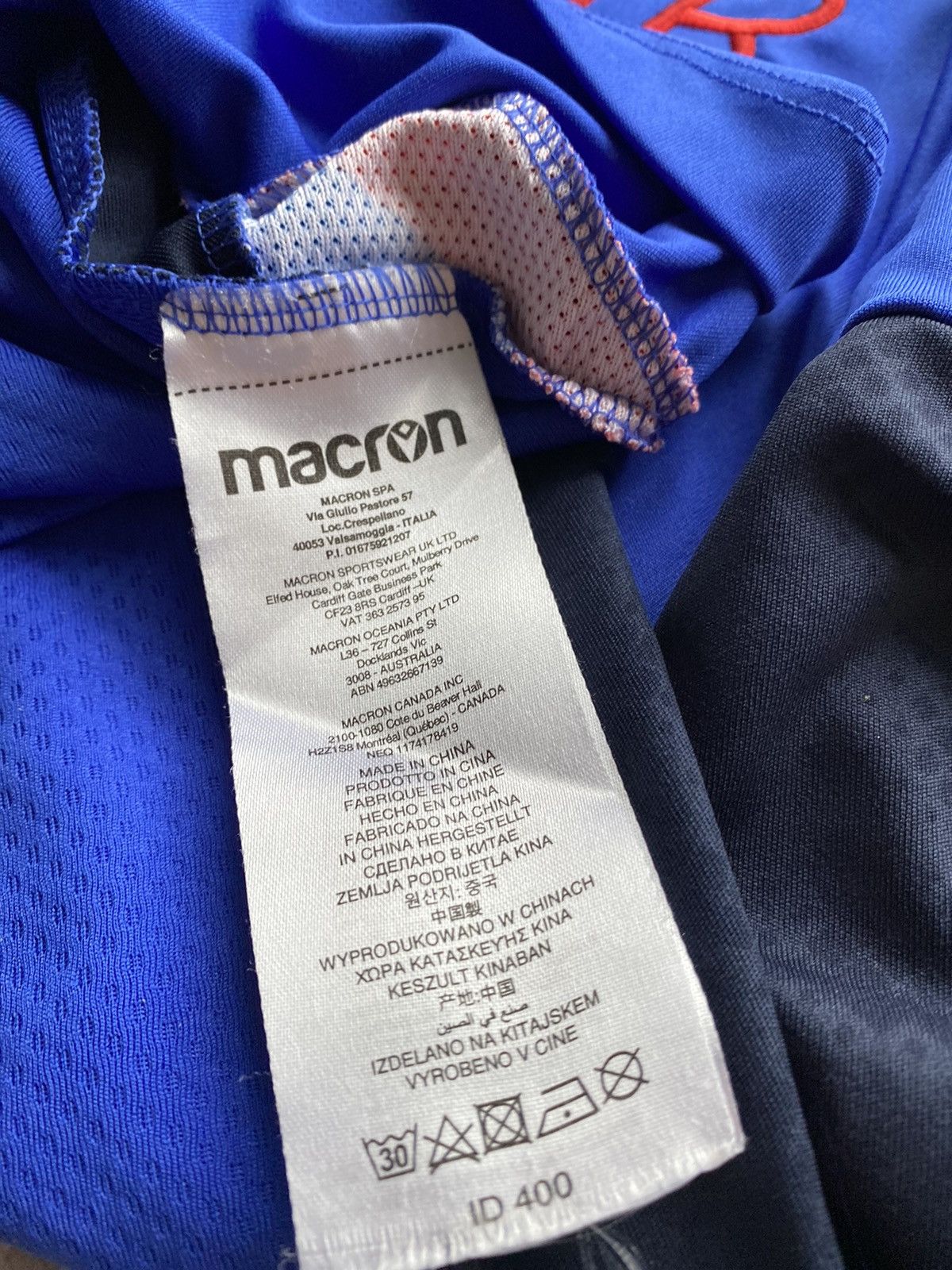Macron Macron FC Basel Training #26 Soccer Football Jersey Size US L / EU 52-54 / 3 - 13 Thumbnail