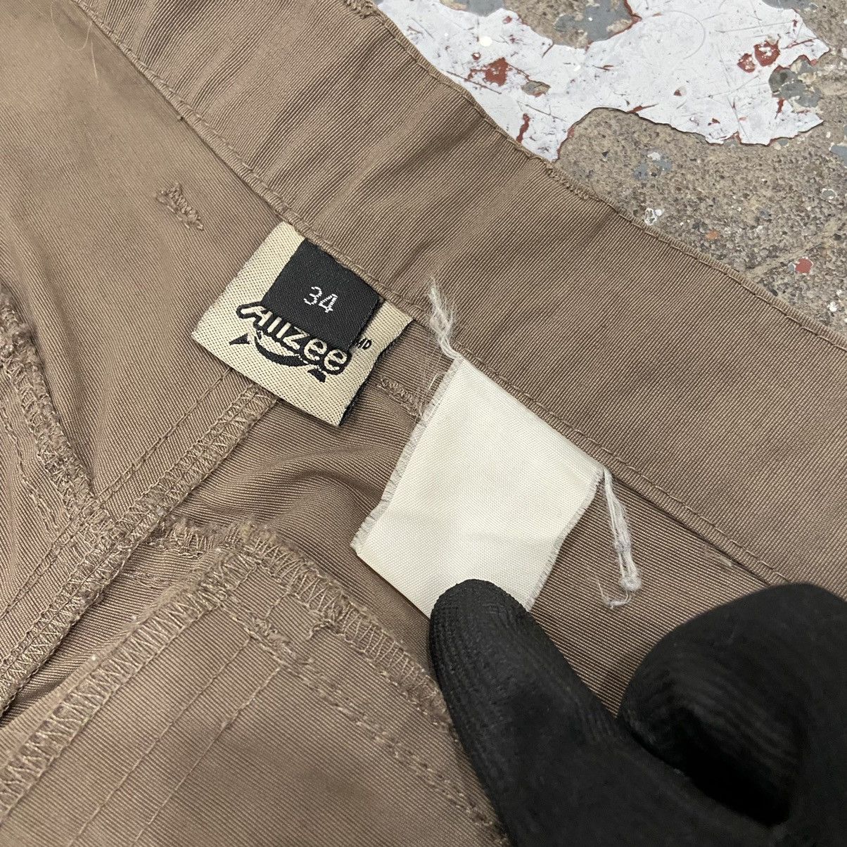 Vintage Vintage Brown Baggy Cargo Hiking Pants Size US 33 - 6 Thumbnail