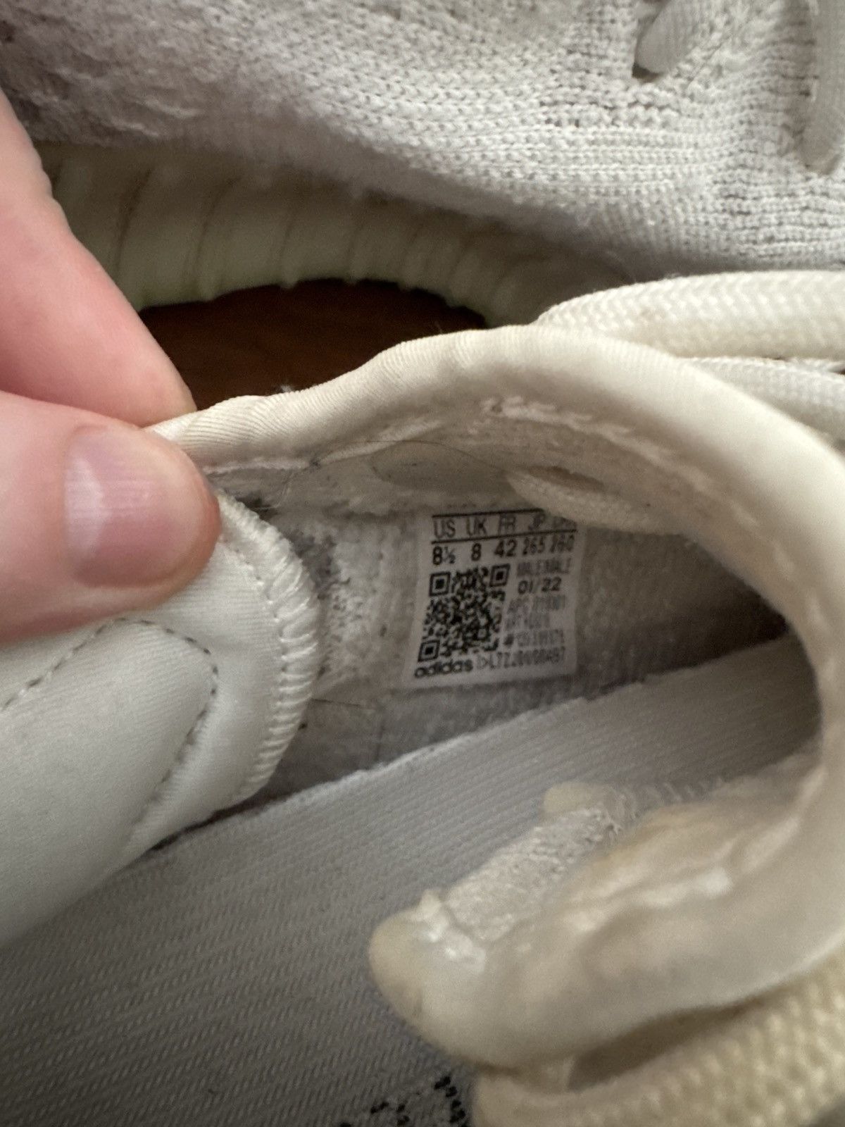 Adidas × Yeezy Yeezy boost 350 V2 Bone 8.5 Size US 8.5 / EU 41-42 - 6 Thumbnail