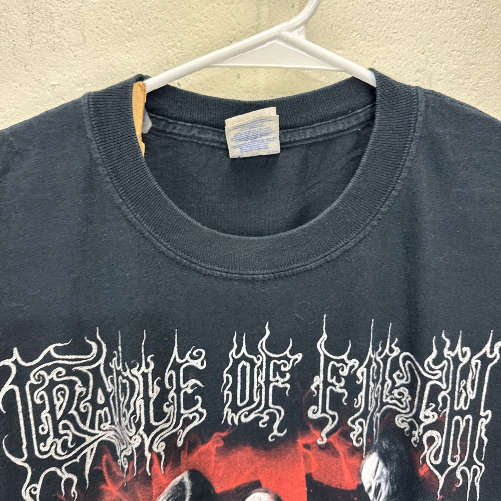 Gildan VINTAGE Cradle Of Filth Long Sleeve Shirt Black Men XL Graphic Print Logo 2000s Band Gothic Metal - Gildan Heavy Cotton Size US XL / EU 56 / 4 - 4 Thumbnail