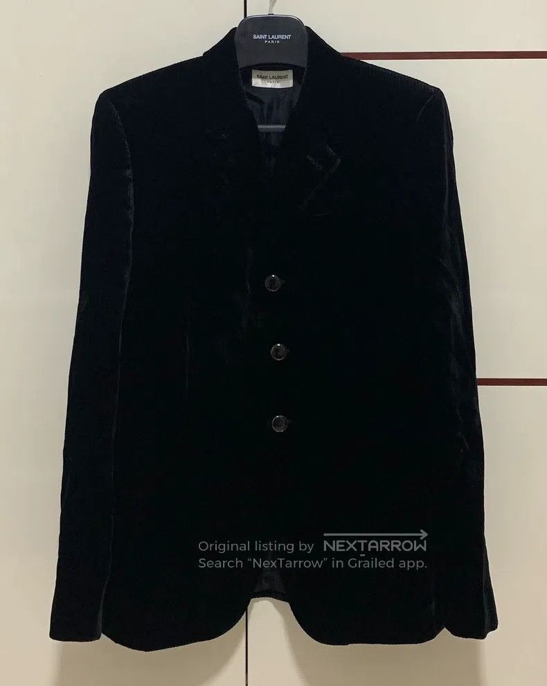 Saint Laurent Paris Saint Laurent Paris Black velvet striped three-button suit Size US M / EU 48-50 / 2 - 1 Thumbnail