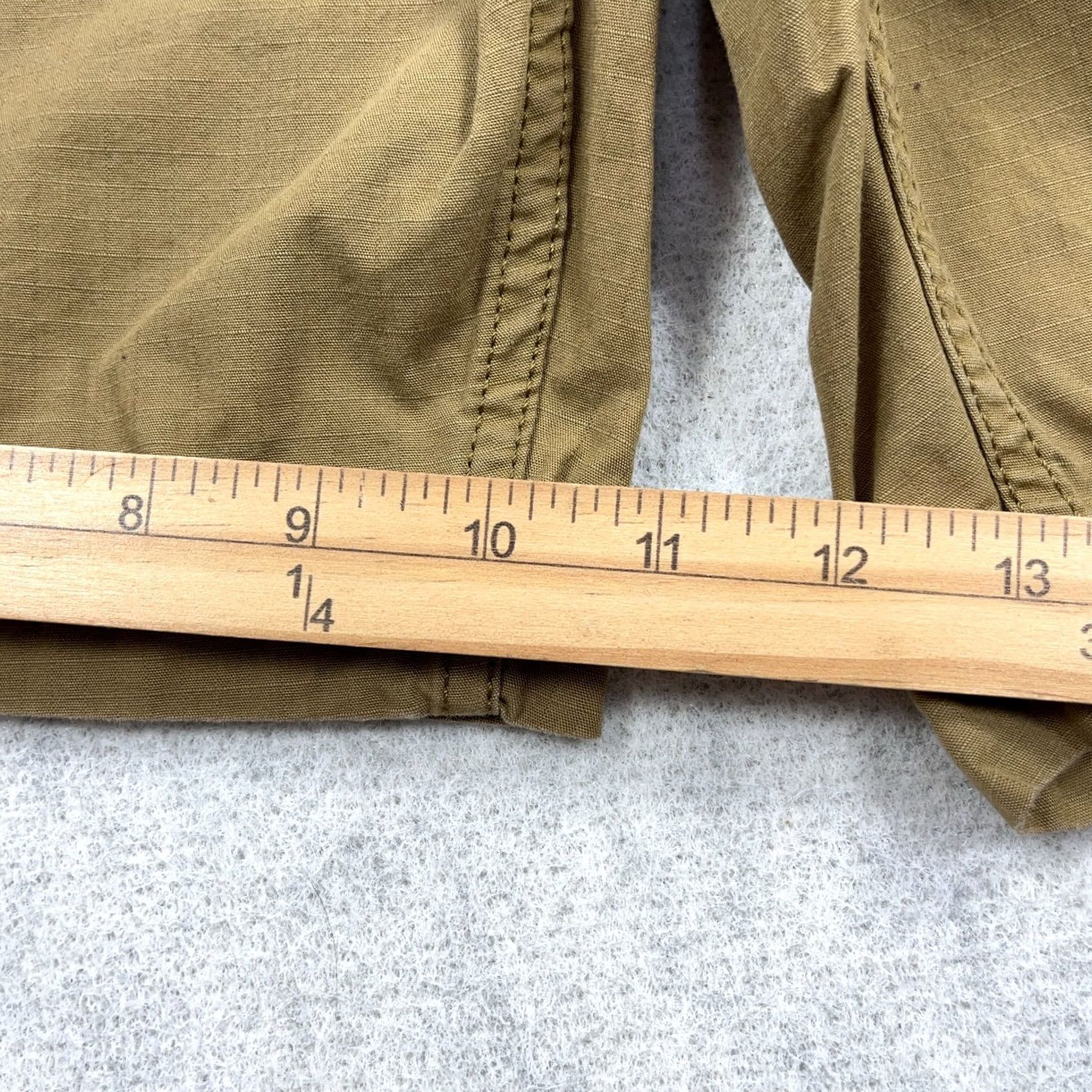 Levi's Levi's Cargo Shorts Men 32 Tan Brown Rip Stop Canvas Hiking Dad Adult Utility Casual Workwear Size US 32 / EU 48 - 5 Thumbnail