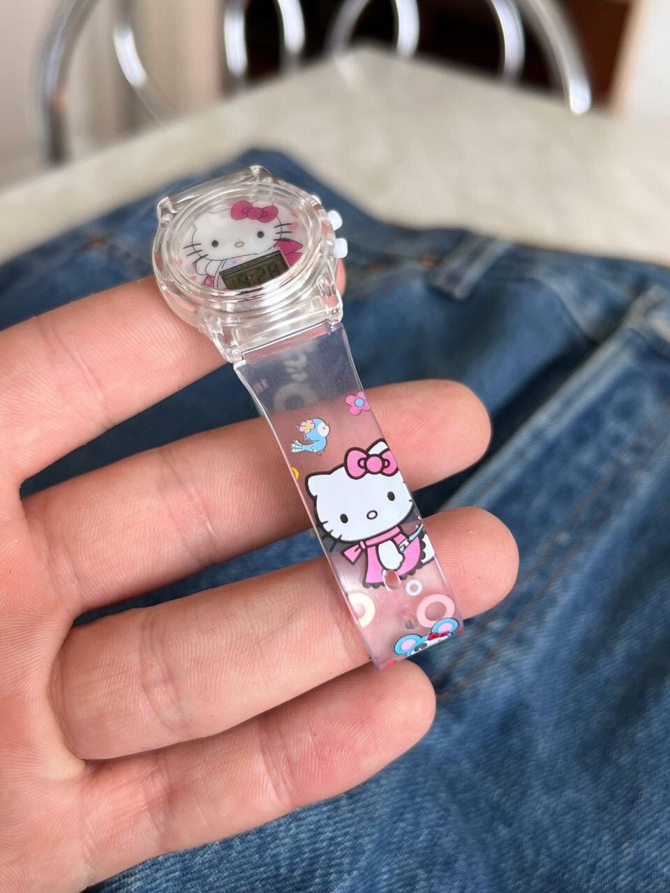 Japanese Brand × Vintage Vintage Japanese style Hello Kitty Watch Futuristic Digital Size ONE SIZE - 4 Thumbnail