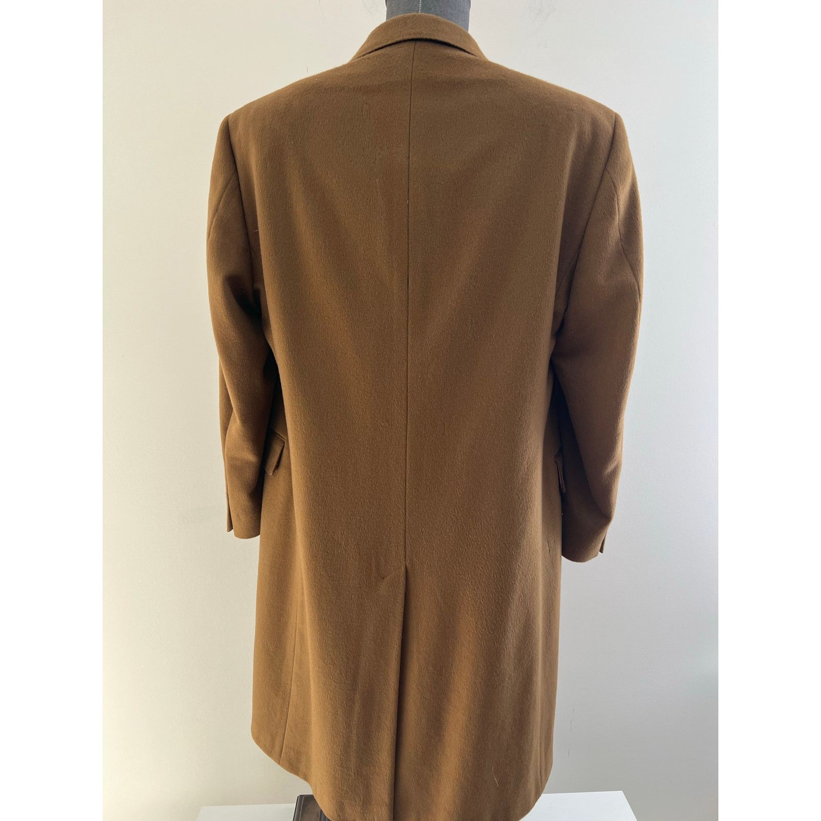 Hickey Freeman Hickey Freeman 3 Button Long Overcoat Vicuña Color Size 40 Size US S / EU 44-46 / 1 - 10 Thumbnail