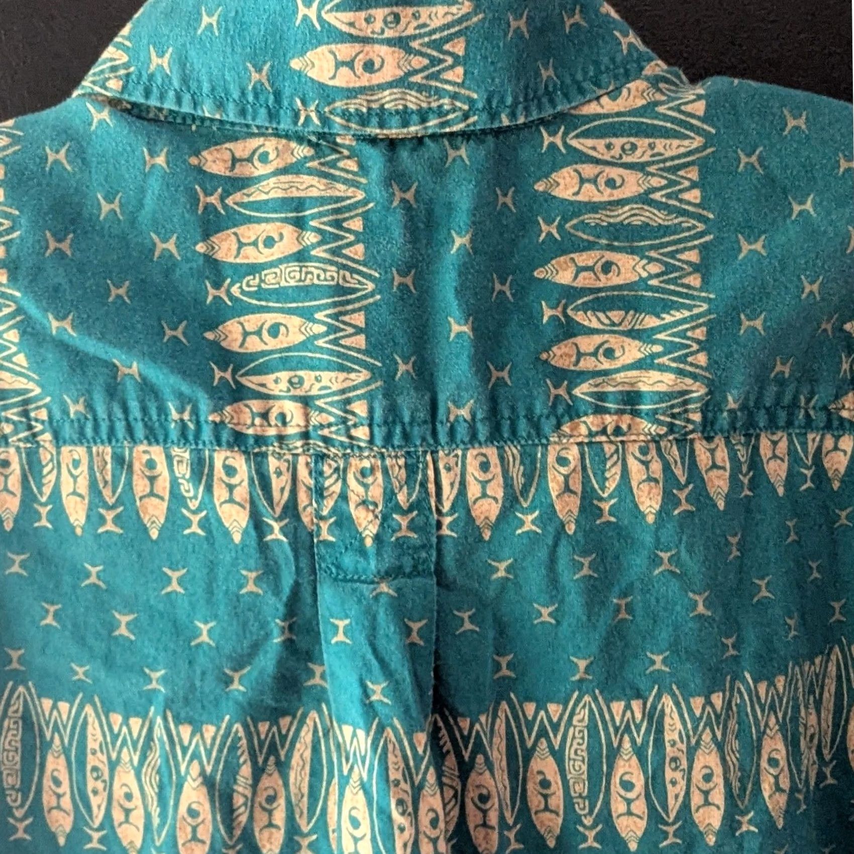Eddie Bauer Eddie Bauer Button Up Teal Surfboard Print Short Sleeve Camp Shirt Classic Fit Men XL Multicolor Geometric Casual Travel Summer Spring Button-Up Size US XL / EU 56 / 4 - 5 Thumbnail