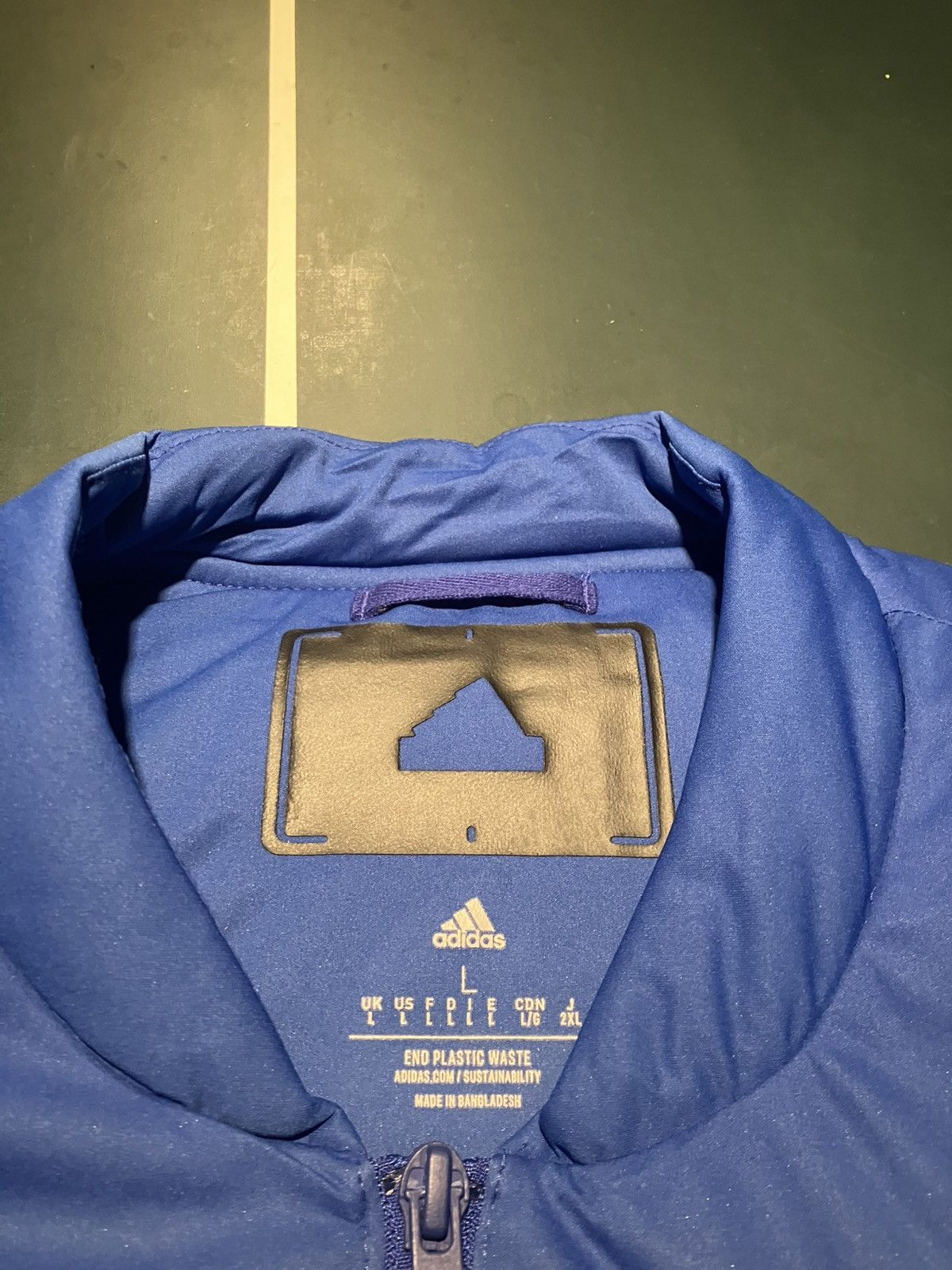 Adidas Adidas Mens Puffer Vest Size US L / EU 52-54 / 3 - 5 Thumbnail