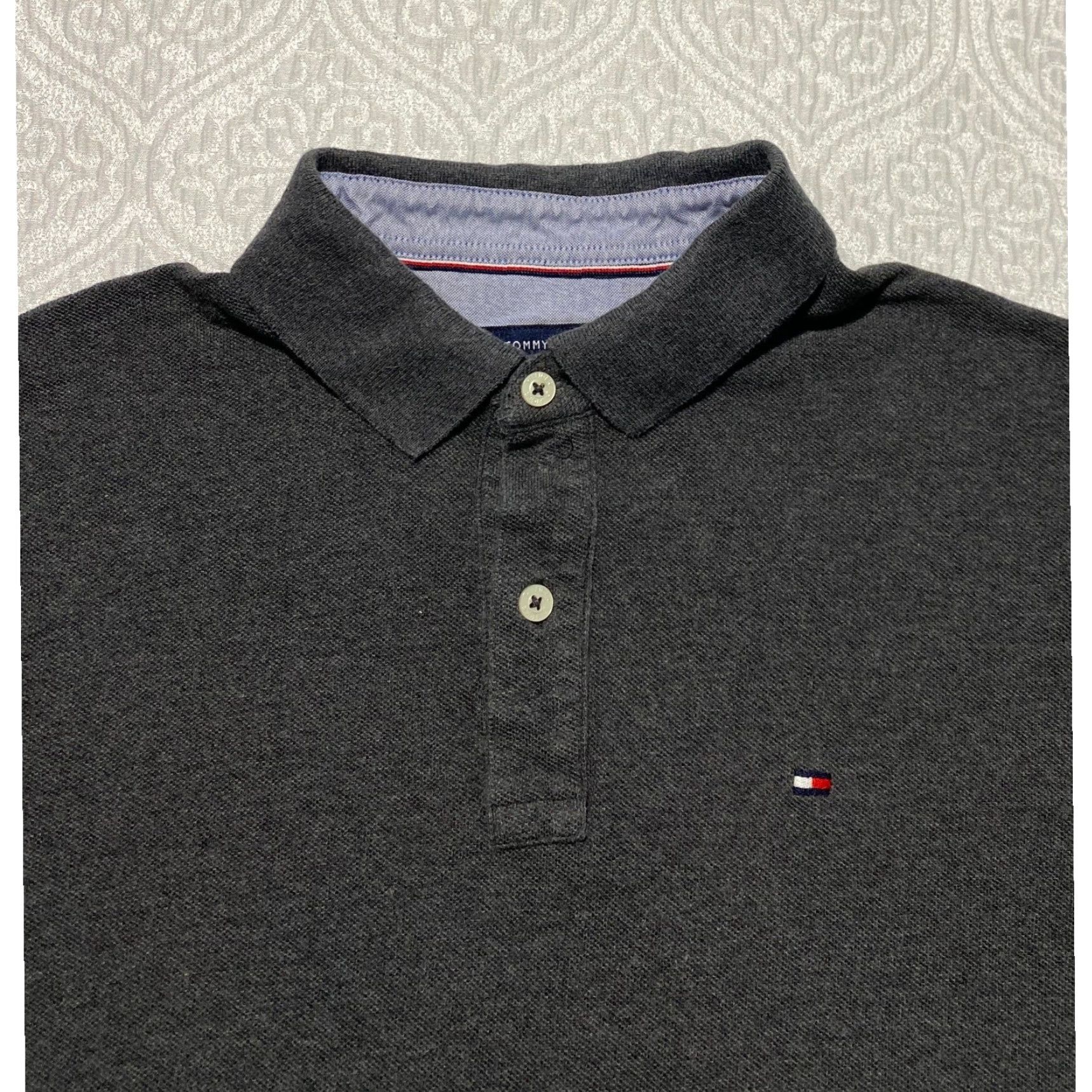 Tommy Hilfiger Tommy Hilfiger Polo Shirt Mens Medium Charcoal Gray Short Sleeve Pique Knit Cotton Button-Front Logo Embroidered Size US M / EU 48-50 / 2 - 2 Thumbnail