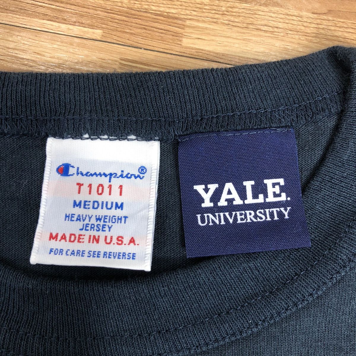 Champion Champion YALE University Tee Shirt Big Logo Collegiate Size US M / EU 48-50 / 2 - 5 Thumbnail