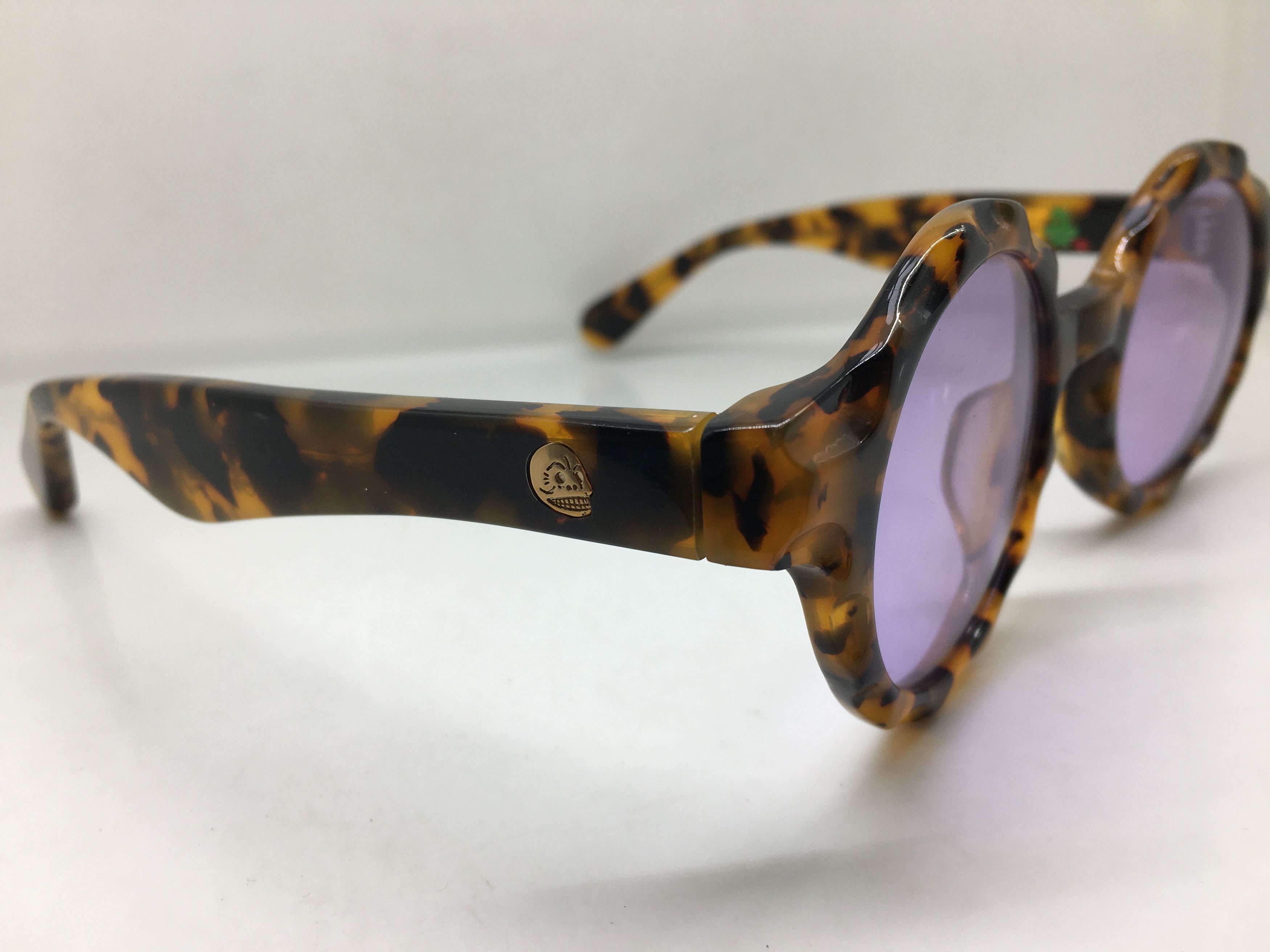 Vintage Vintage HUMAN SKULL H1226 Tortoise Sunglasses Frame Size ONE SIZE - 2 Thumbnail