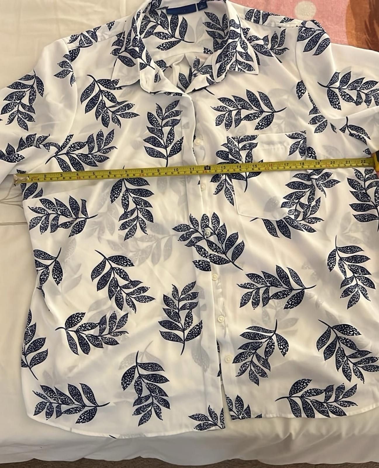 Apt. 9 Apt.9 Plus size Blue and white leaf print button down shirt Size XL / US 12-14 / IT 48-50 - 4 Thumbnail