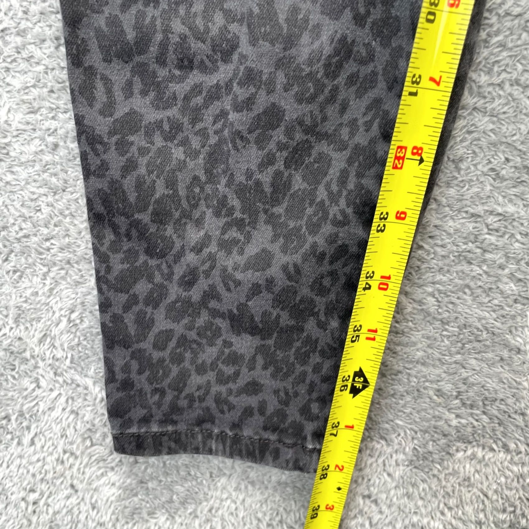 Vintage Buffalo David Bitton Pants Womens 6x28 Black Hanna High Rise Skinny Leg Cheetah - Buffalo Jeans? Size 28" / US 6 / IT 42 - 7 Thumbnail