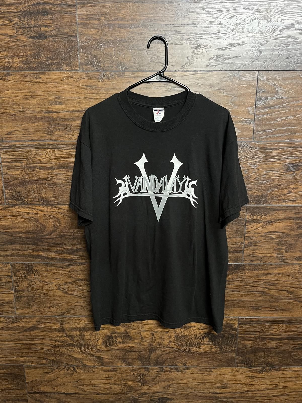 Jerzees Y2K Vandalay Band Tee - 2 Sided V Logo on Front T-shirt - L Size US L / EU 52-54 / 3 - 2 Thumbnail