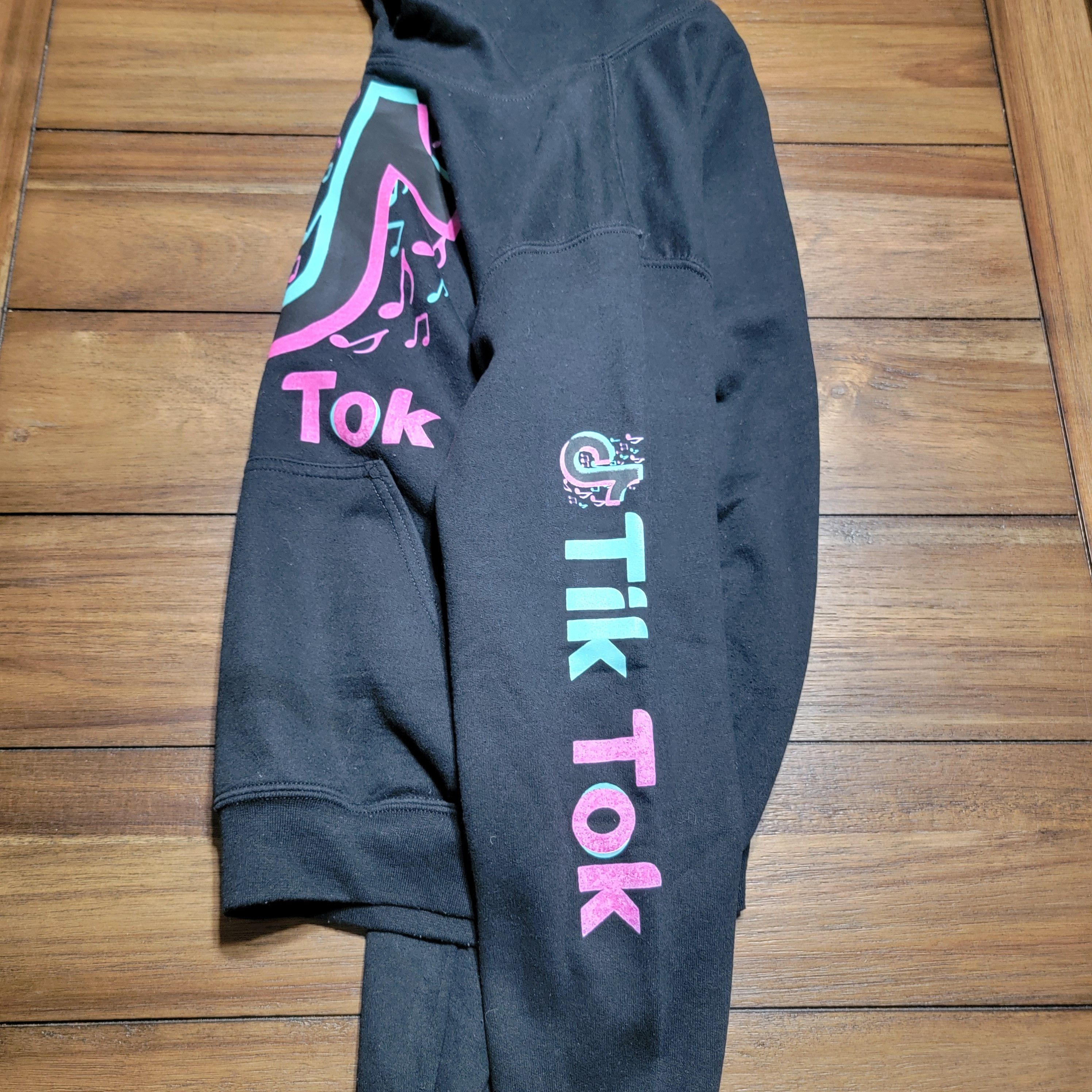 Gildan TikTok Pullover LS Hoodie Black - Size Small Size S / US 4 / IT 40 - 3 Thumbnail