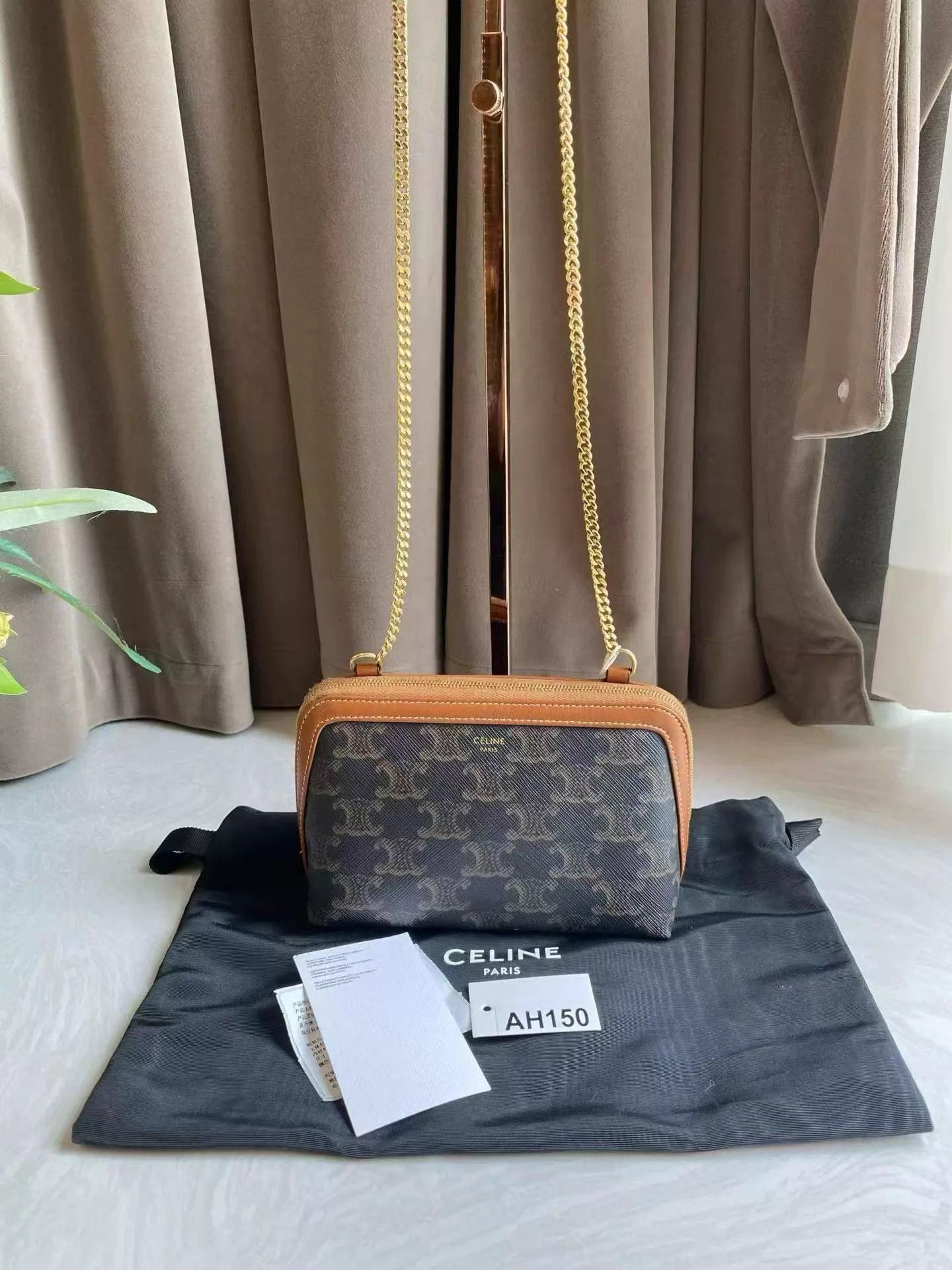 Celine Celine Mini Classic Shell Crossbody 21 16x8x11 AH150 Exc Size ONE SIZE - 1 Thumbnail