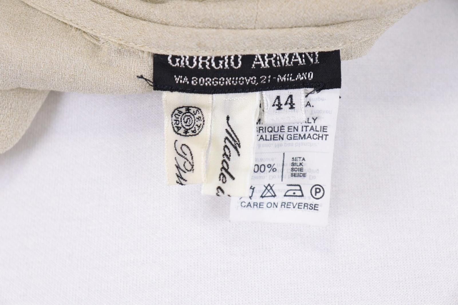 Giorgio Armani Giorgio Armani Vintage Beige Silk Blouse Shirt Size 44 / L Size M / US 6-8 / IT 42-44 - 12 Thumbnail