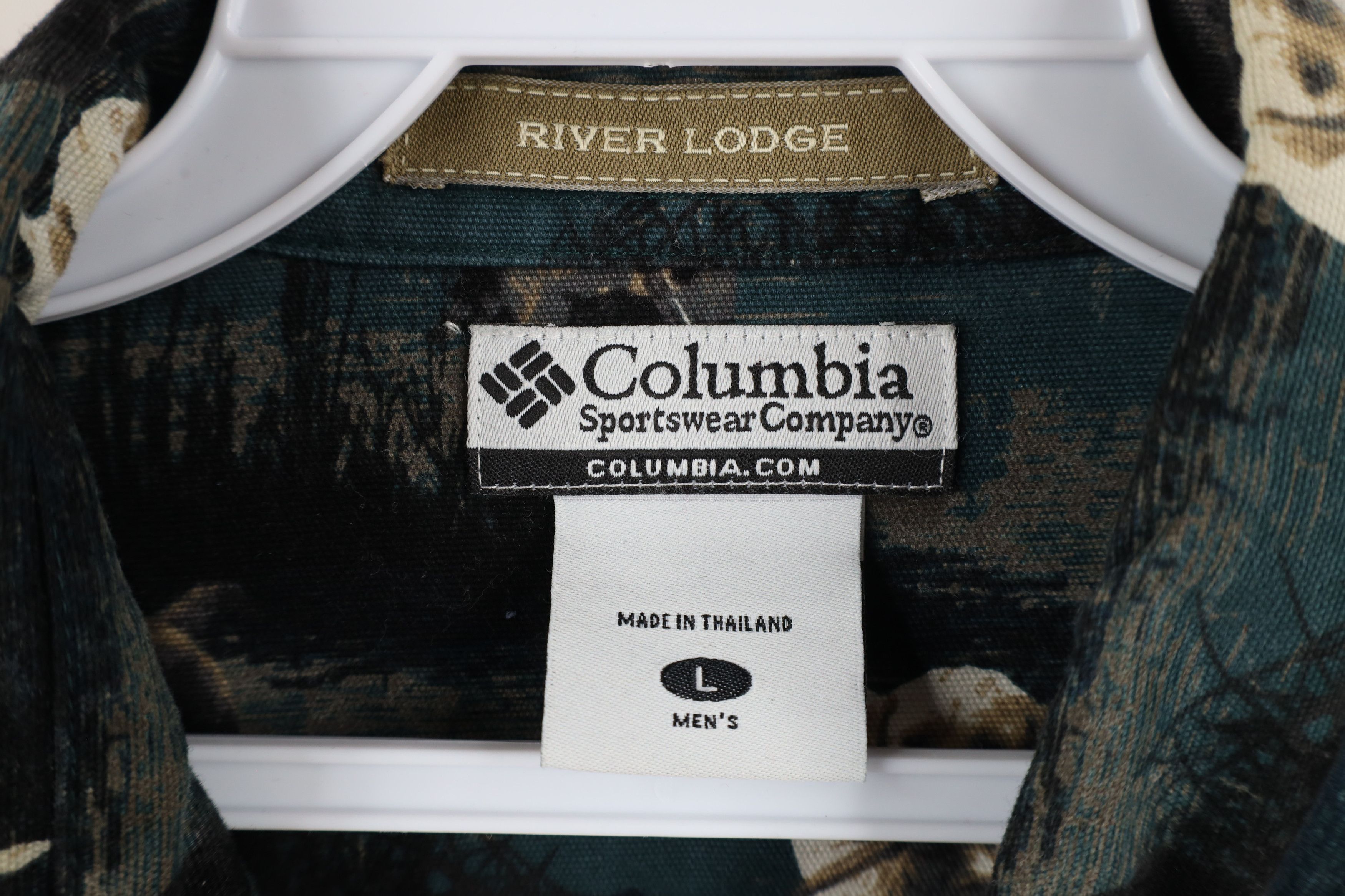 Columbia × Vintage Vintage Columbia Hunting All Over Print Button Down Shirt Size US L / EU 52-54 / 3 - 9 Thumbnail