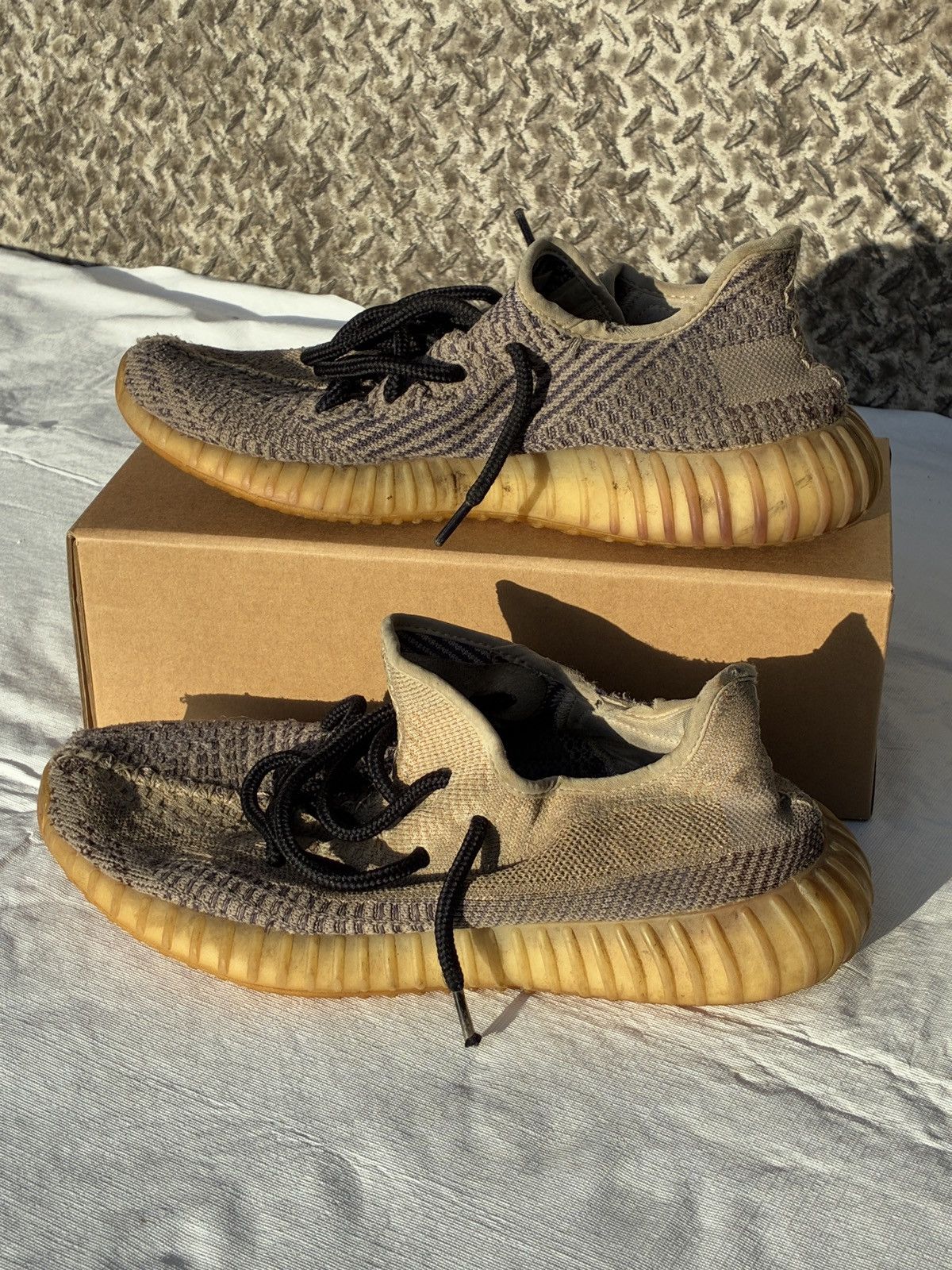 Yeezy Size 10.5 Adidas Yeezy Boost 350 APE 779001 Size US 10.5 / EU 43-44 - 2 Thumbnail