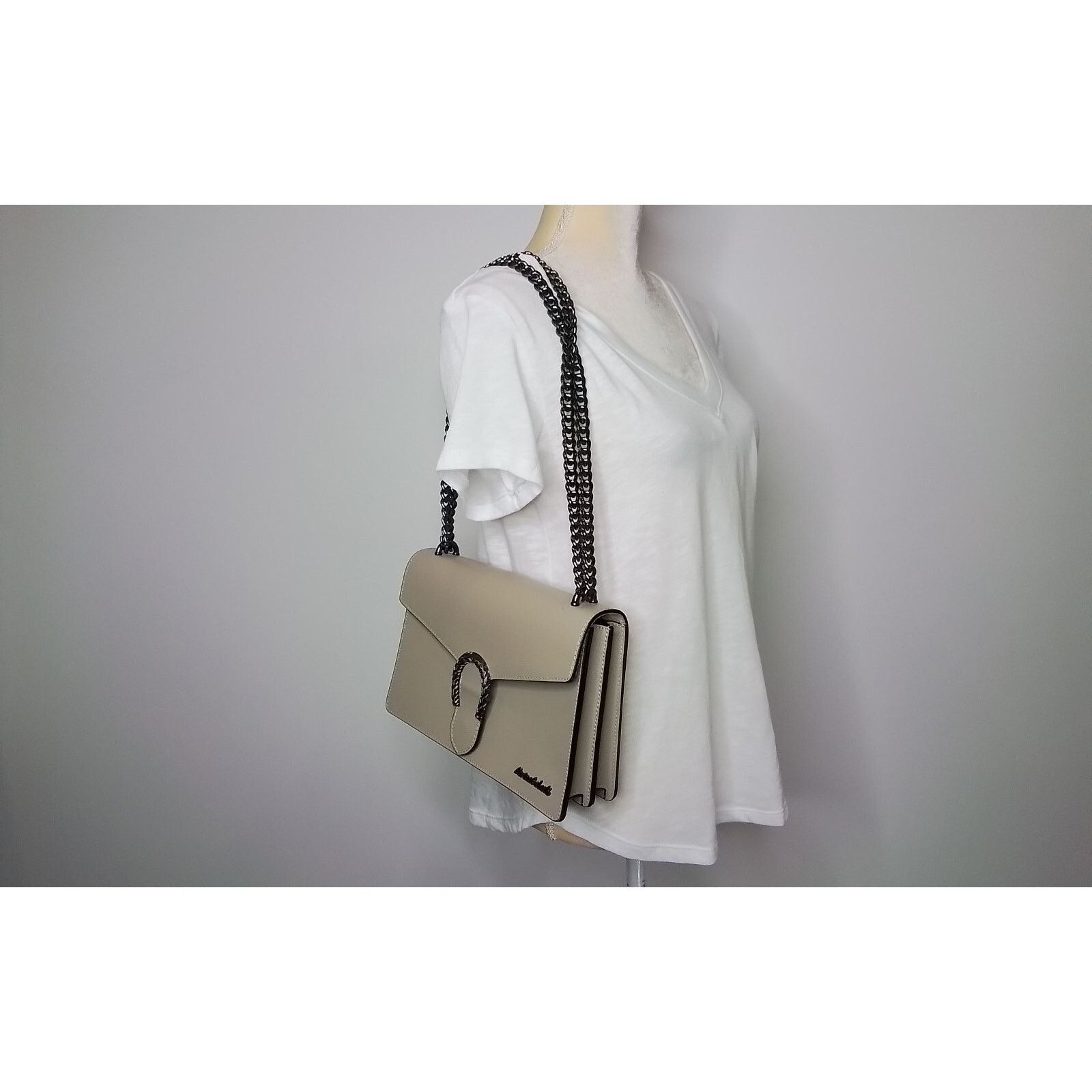 Other Marina Galanti Handbag Purse Leather with Silver Chain Strap Size ONE SIZE - 4 Thumbnail