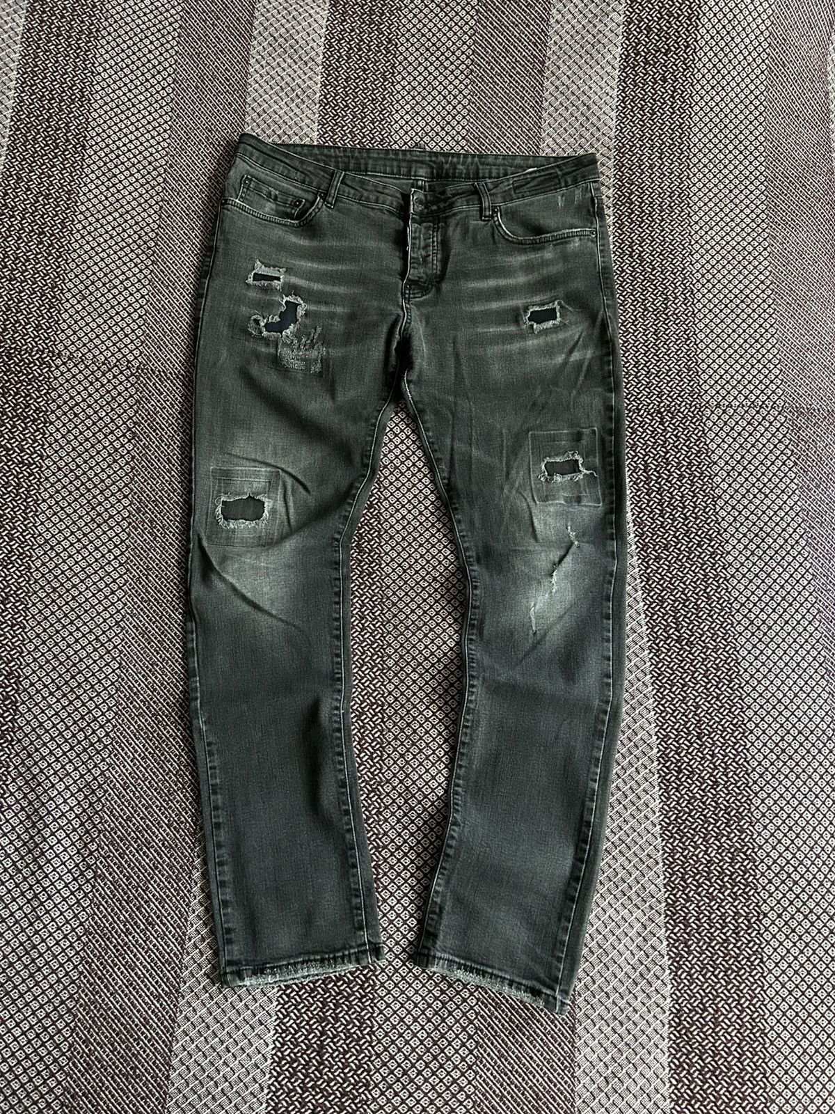 Dsquared2 Dsquared2 Distressed Black Denim Jeans Wash Italy Size 52 Size US 36 / EU 52 - 1 Thumbnail