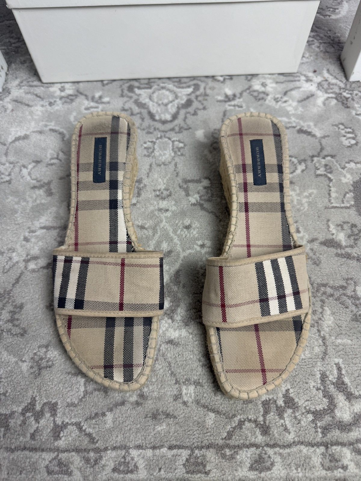 Burberry × Designer × Vintage Vintage y2k Burberry nova check slippers mules US10 designer Size US 10 / IT 40 - 1 Thumbnail