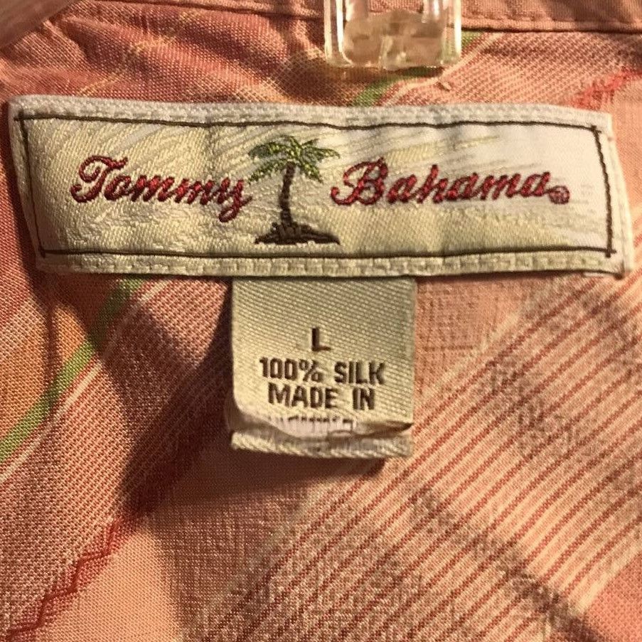 Tommy Bahama Tommy Bahama Men L Salmon Striped Silk Button Hawaiian Shirt Size US L / EU 52-54 / 3 - 3 Thumbnail