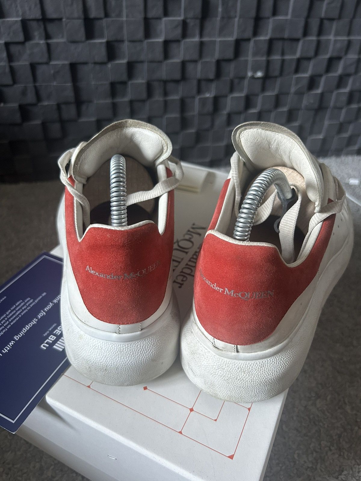 Alexander McQueen Alexander mcqueen sneaker white/ lust red Size US 8 / EU 41 - 4 Thumbnail