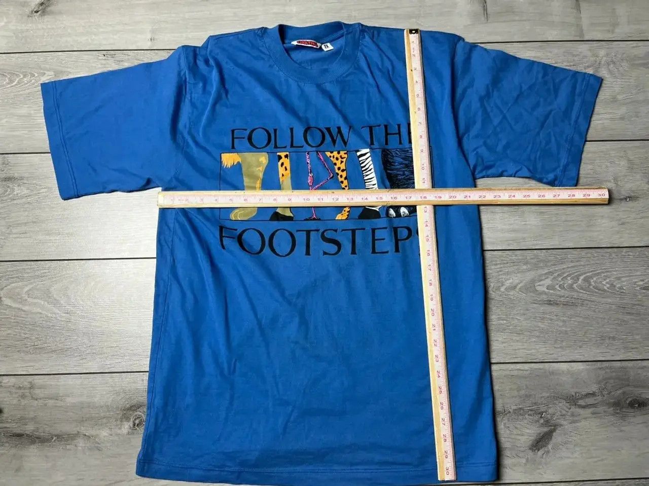 Band Tees Follow the footsteps T-shirt vintage size XXLARGE Size US XXL / EU 58 / 5 - 5 Thumbnail