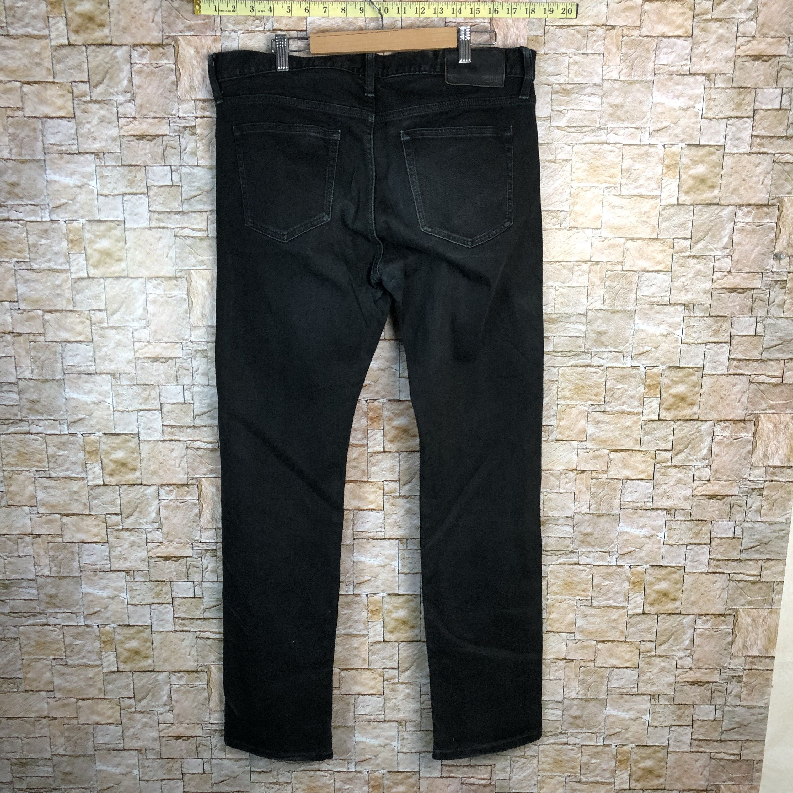 Uniqlo Uniqlo Jeans Black Denim Pants #7600 Size US 34 / EU 50 - 11 Thumbnail