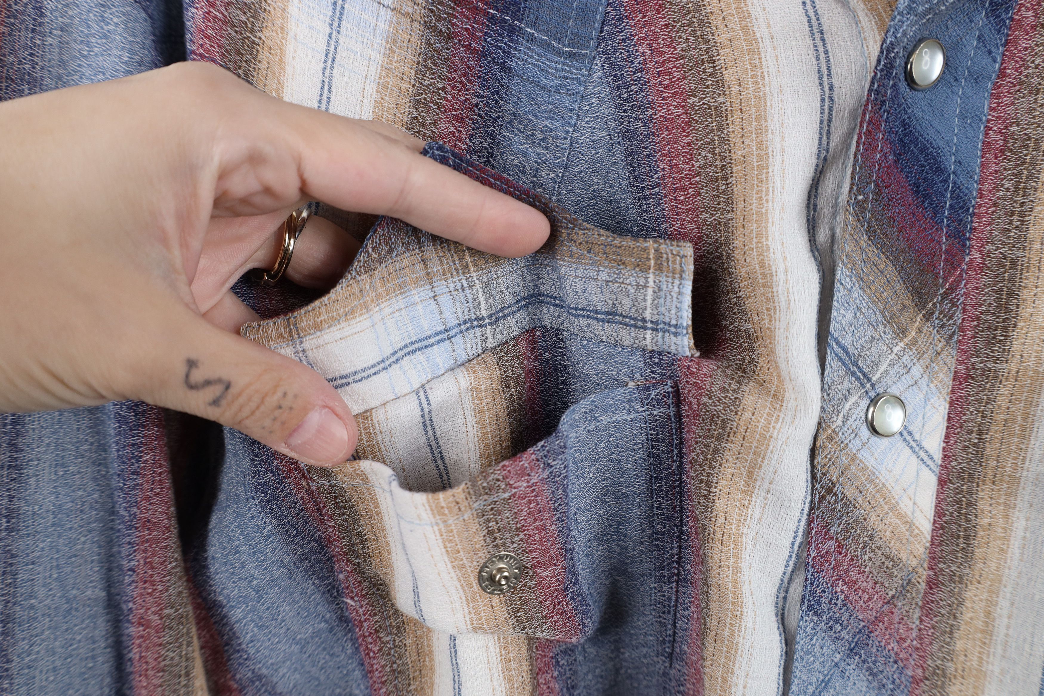 Vintage Vintage 70s Rockabilly Plaid Western Rodeo Snap Button Shirt Size US L / EU 52-54 / 3 - 5 Thumbnail