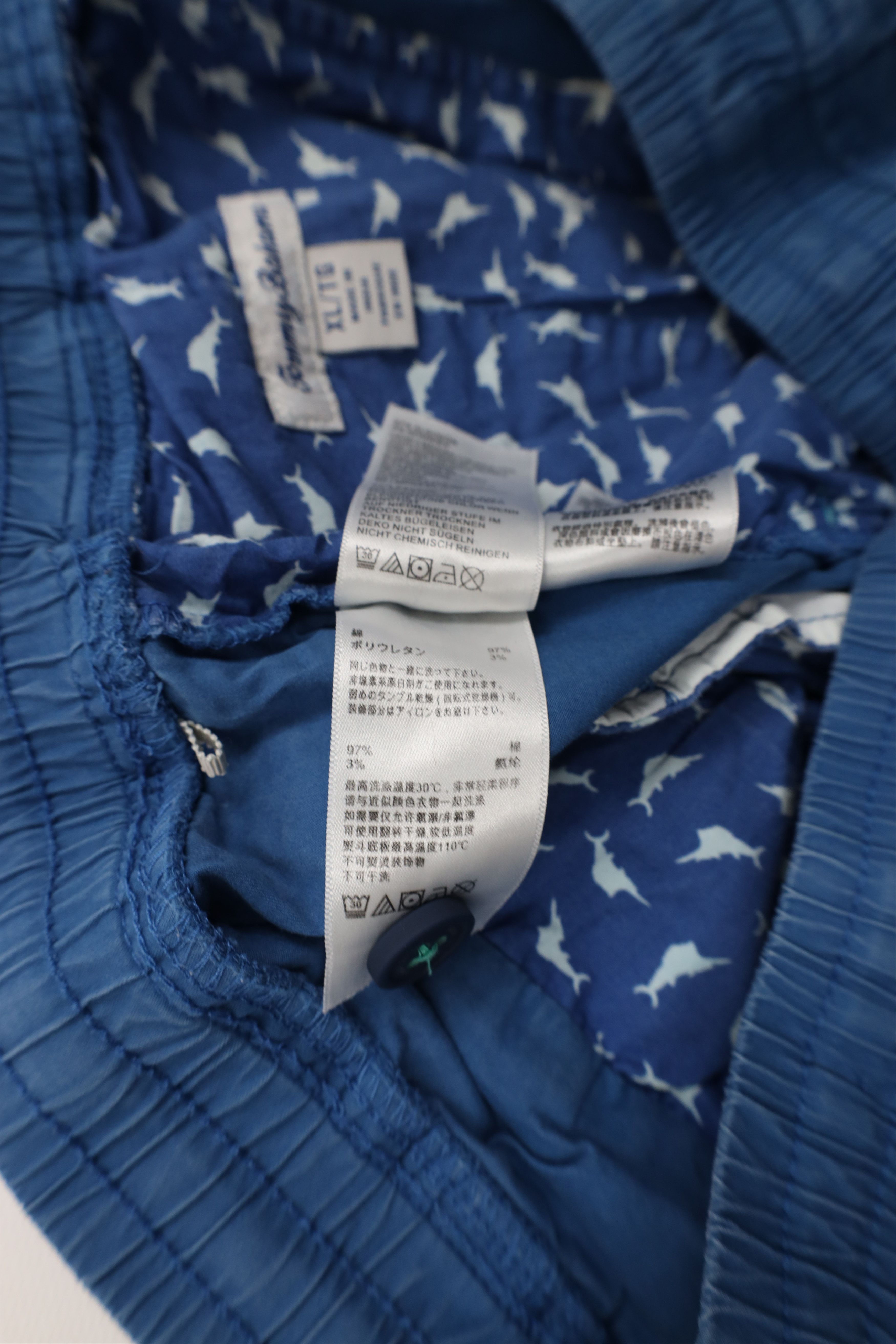 Tommy Bahama × Vintage Vintage Y2K Tommy Bahama Marlin Logo Above Knee Shorts Blue Size US 36 / EU 52 - 11 Thumbnail