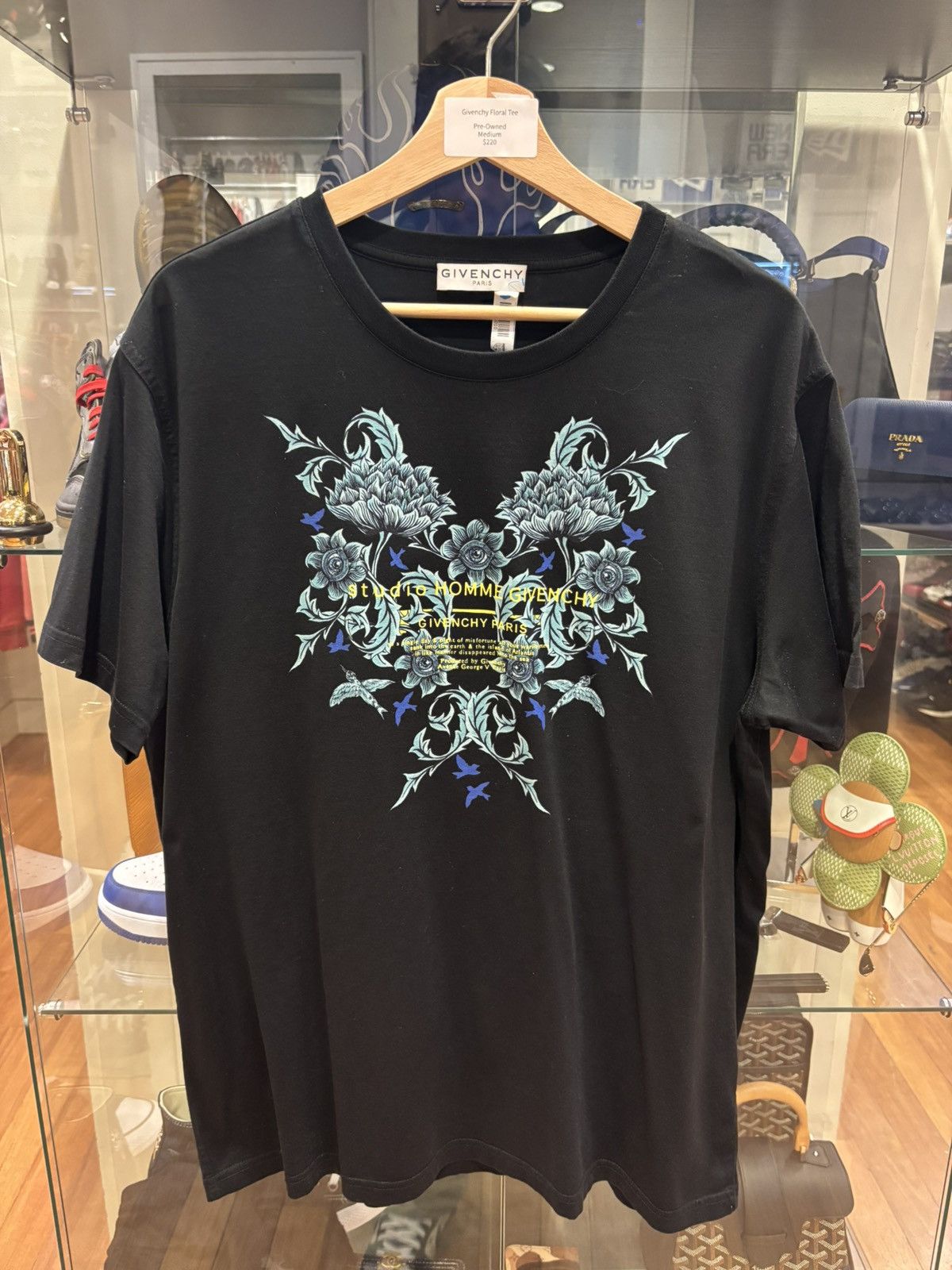 Givenchy Givenchy Floral Tee Size US M / EU 48-50 / 2 - 1 Thumbnail