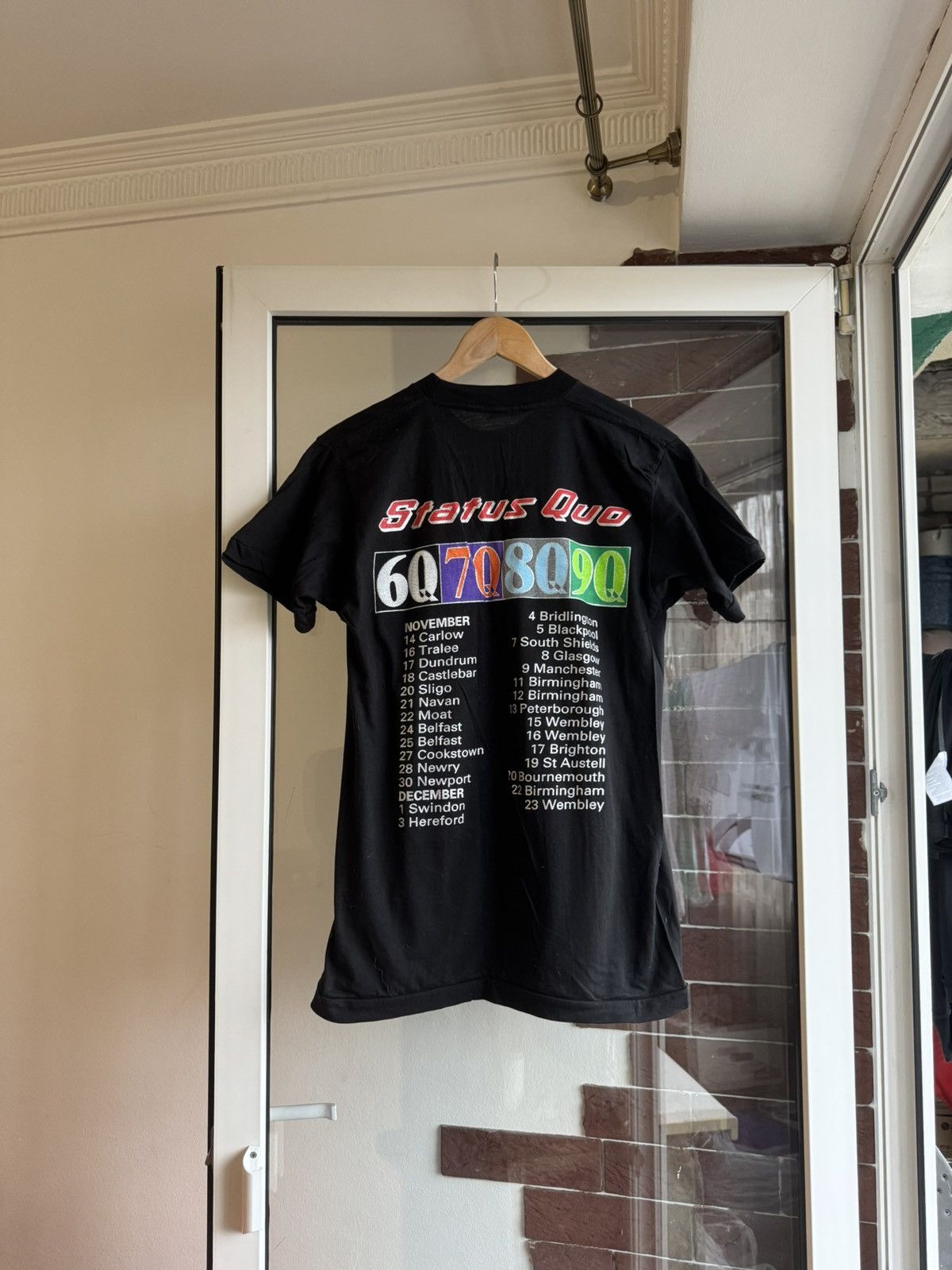 Band Tees Vintage Statu Quo 1990 tshirt Size US M / EU 48-50 / 2 - 7 Thumbnail