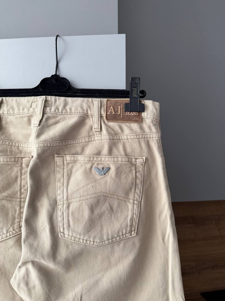Armani Armani Jeans Comfort Fit Distressed Sand Jeans sz 33 Size US 36 / EU 52 - 2 Thumbnail