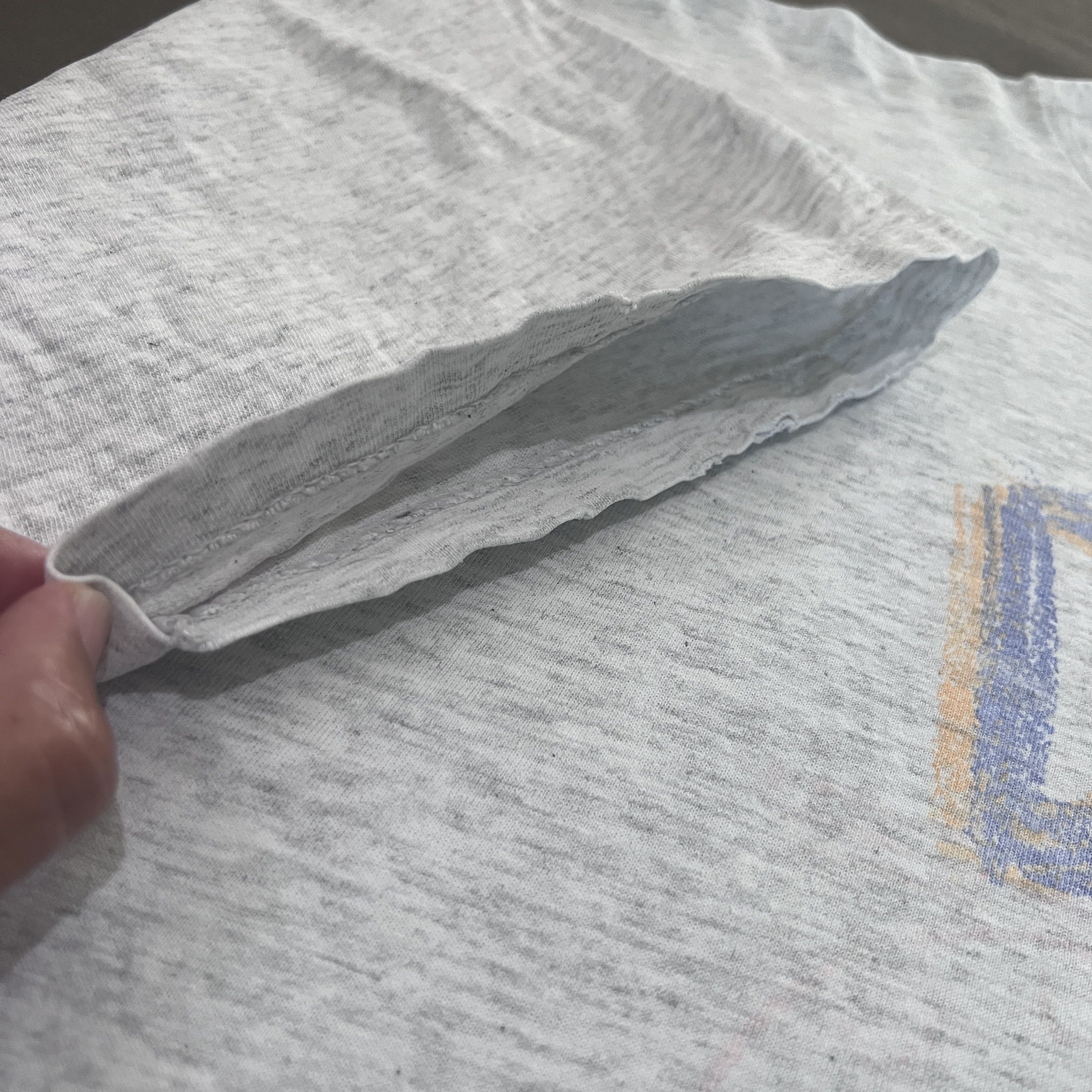 NBA Vintage 90s Divac LA Lakers Distressed Faded Thrashed Tee Size US XL / EU 56 / 4 - 10 Thumbnail