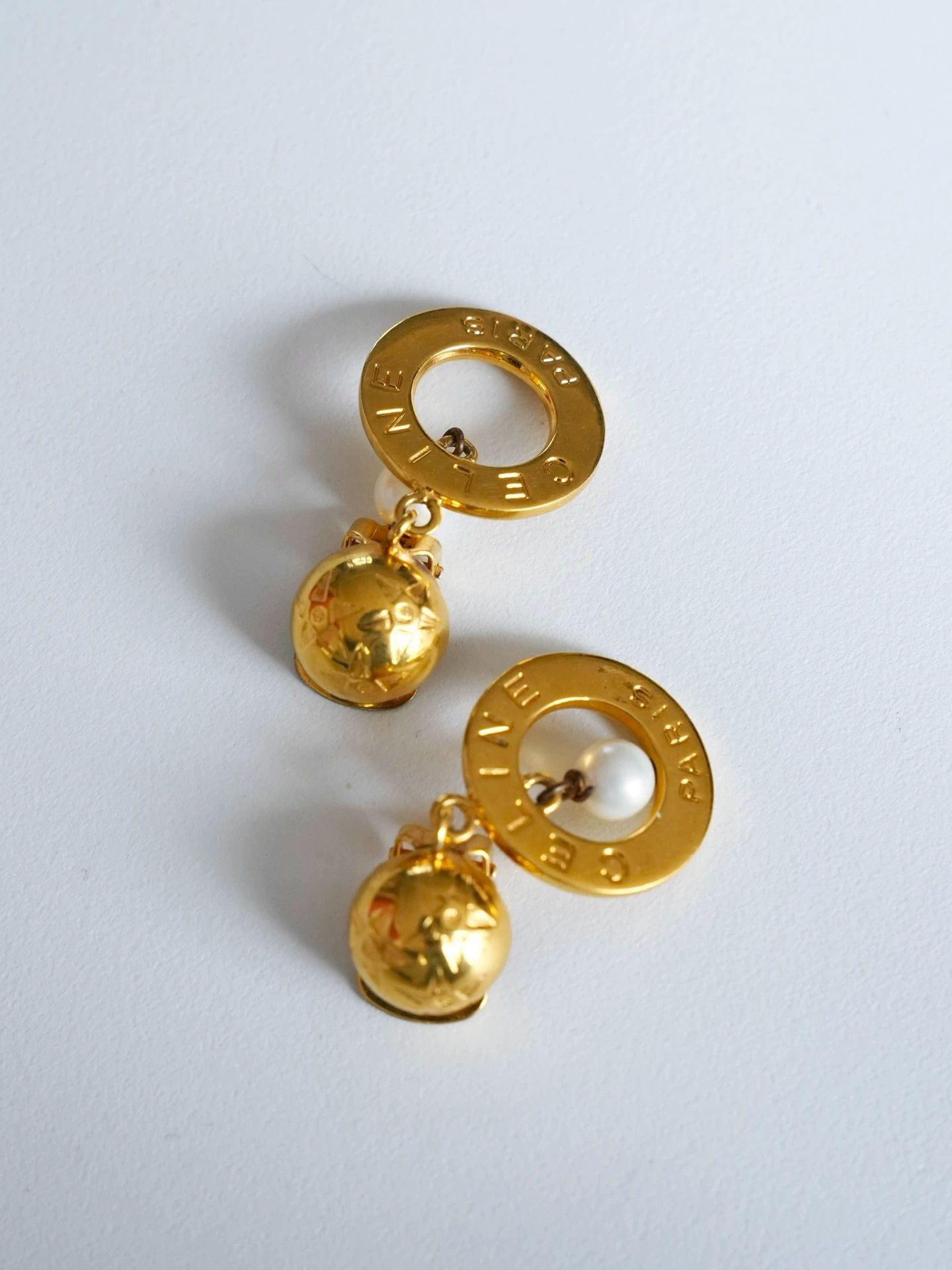 Celine Celine Vintage Celestial Gold Hoop Pearl Earclips Size ONE SIZE - 6 Thumbnail