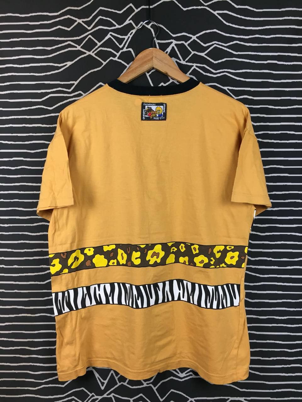 Jean Charles De Castelbajac Vtg 90s Castelbajac Kids Sport Jungle Friends Pop Art Tee Size US M / EU 48-50 / 2 - 5 Thumbnail
