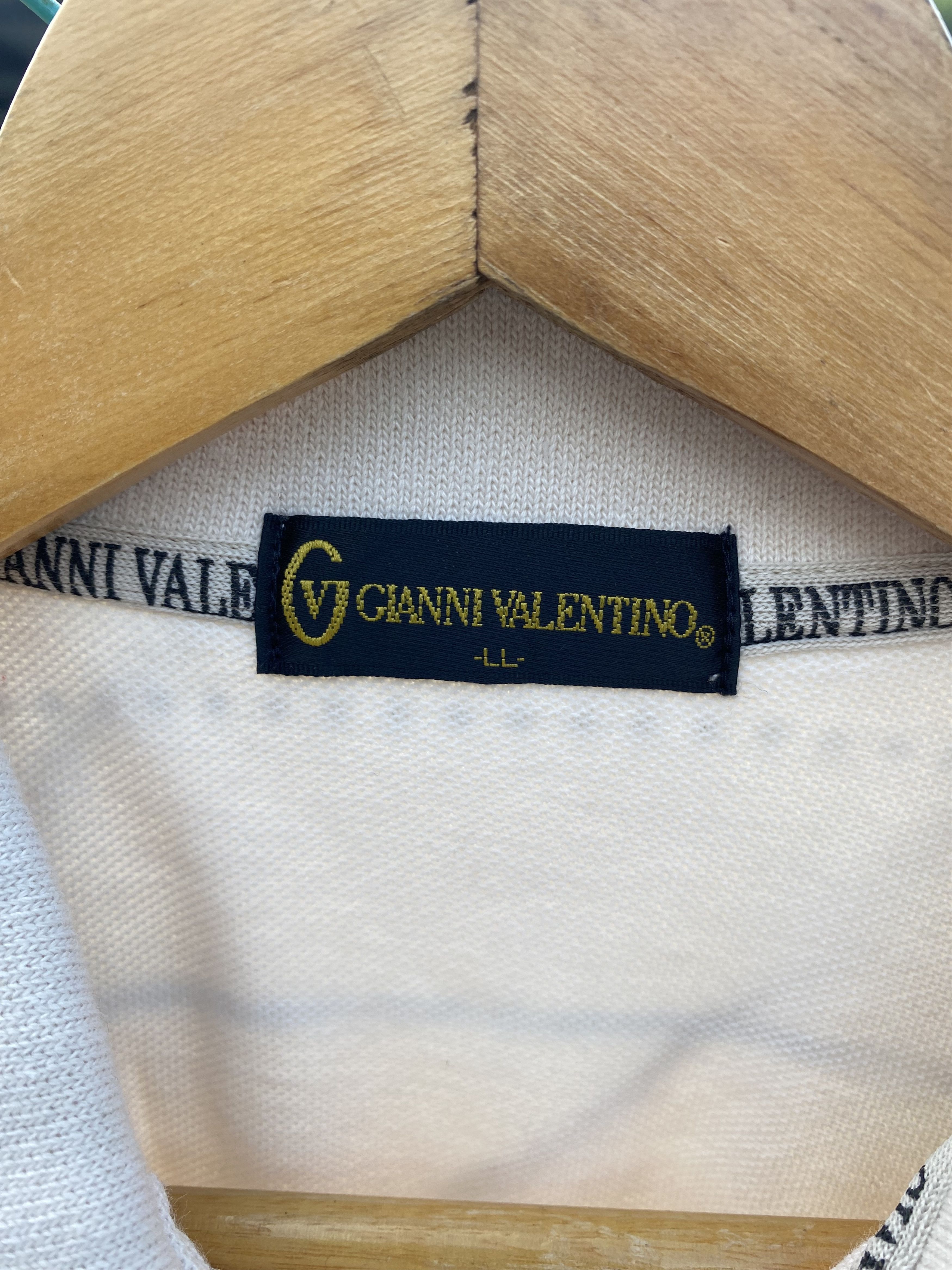 Gianni Valentino Gianni Valentino monogram polo tee Size US L / EU 52-54 / 3 - 6 Thumbnail