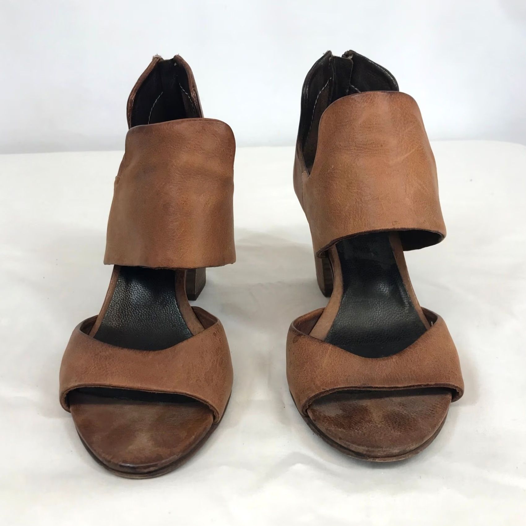 Vintage Sundance Tan Leather Peep Toe Cutout Block Heel Sandals Size 6.5 Brown Women Size US 7 / IT 37 - 3 Thumbnail